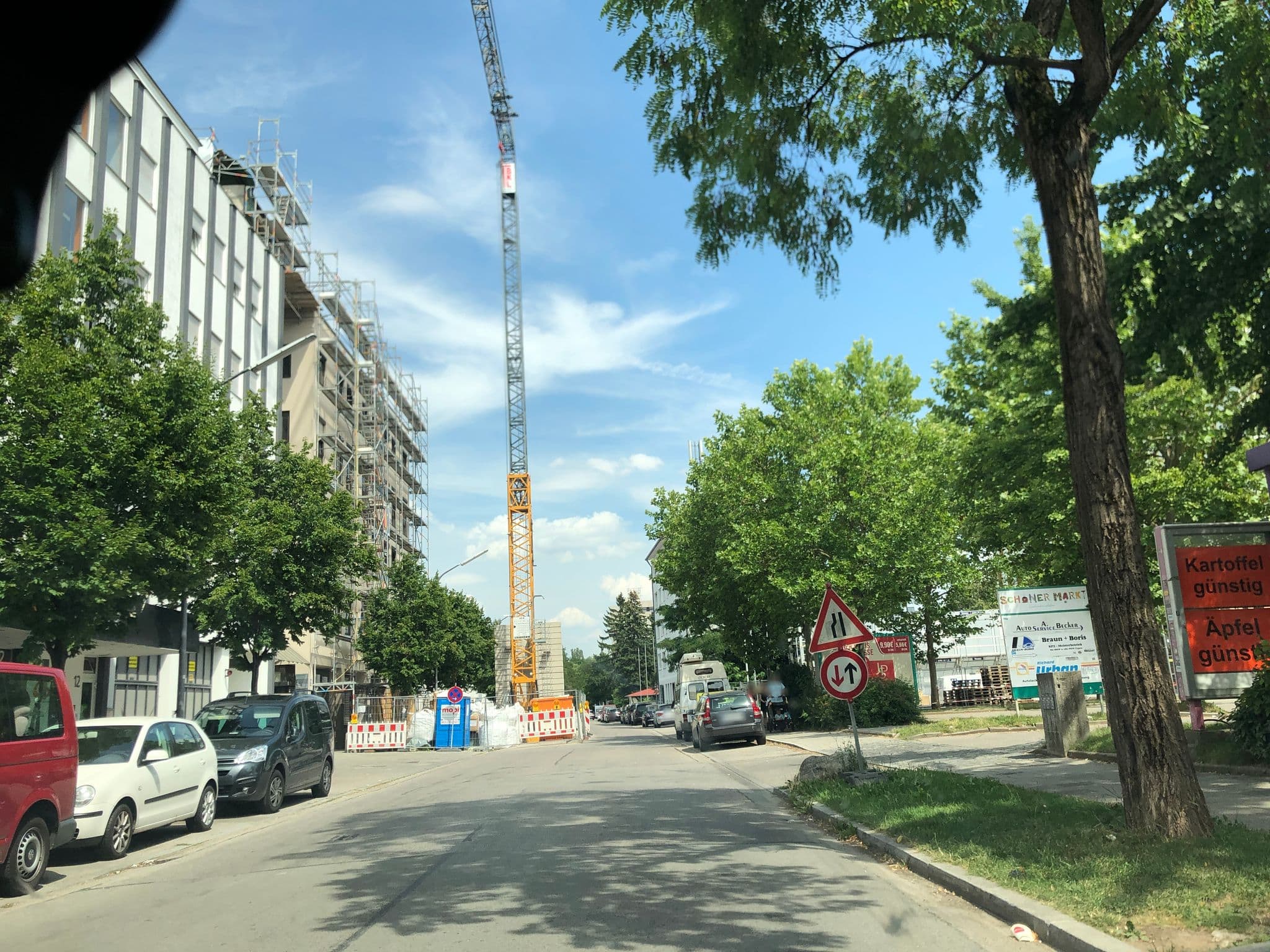 Street view near GS Hotel, Pullach im Isartal — © holgerd (CC BY-SA · Mapillary)
