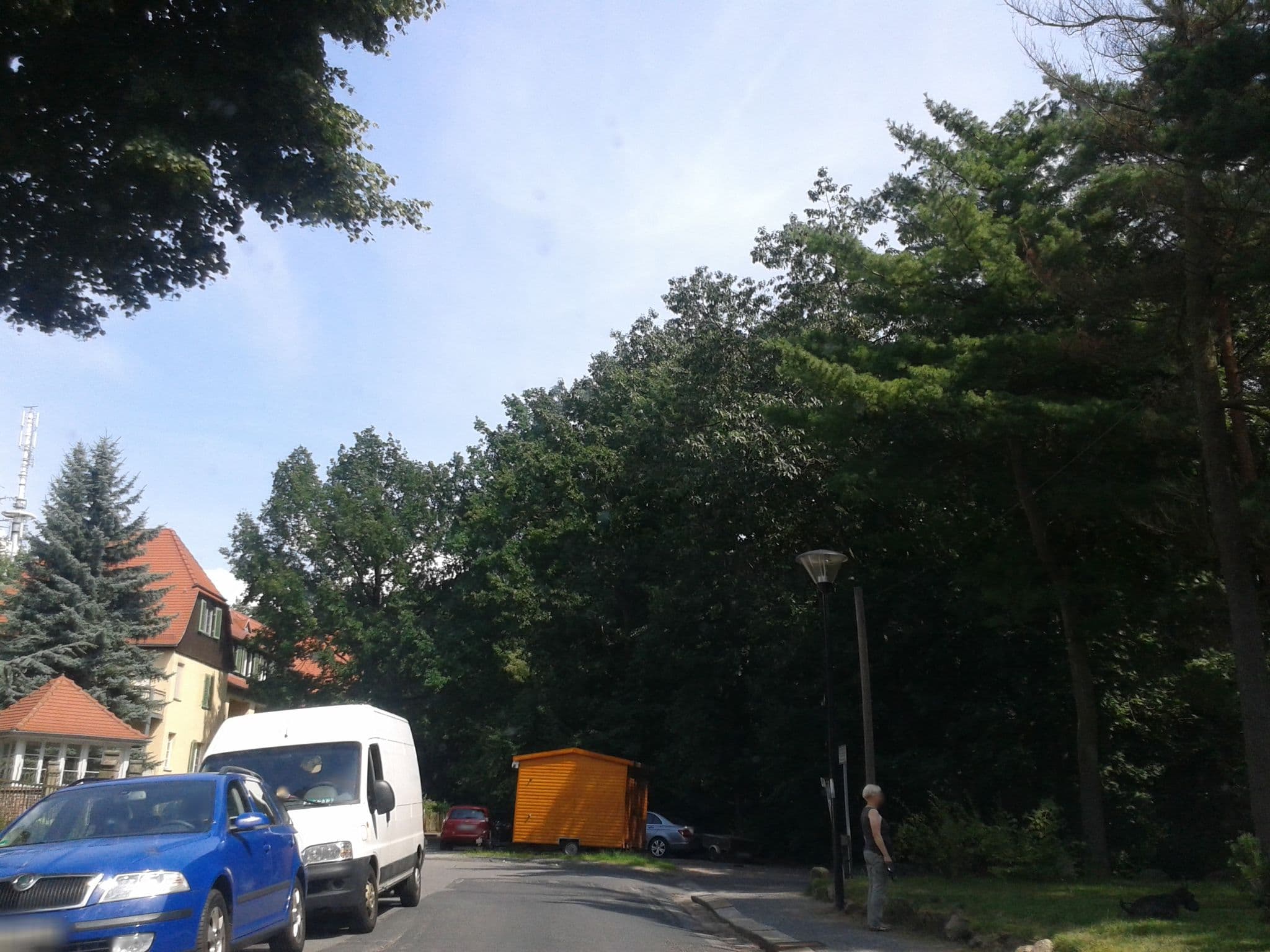 Street view near Pension An der Jungen Heide, Radebeul — © thomas (CC BY-SA · Mapillary)