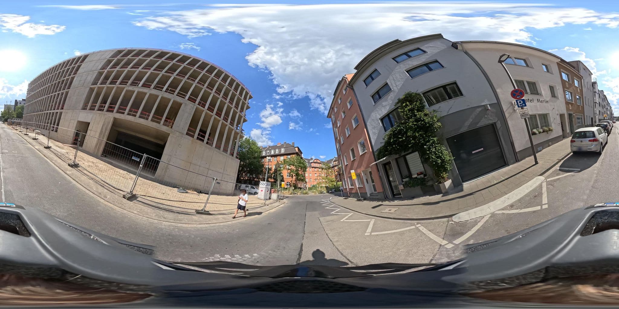 Street view near pilar, Deutz — © popball (CC BY-SA · Mapillary)