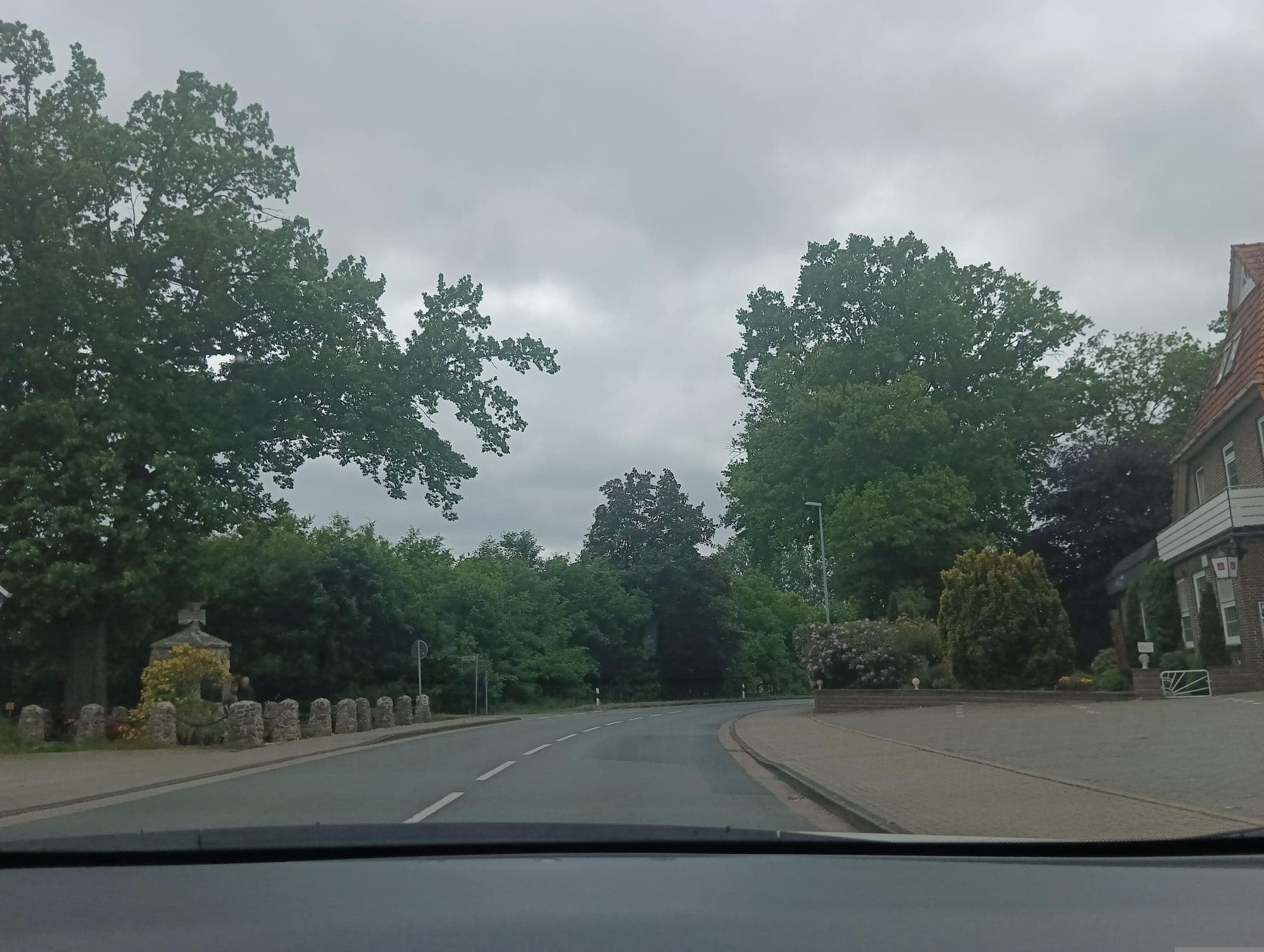 Street view near Hotel Wülfers, Groß Ippener — © Schnakel76 (CC BY-SA · Mapillary)