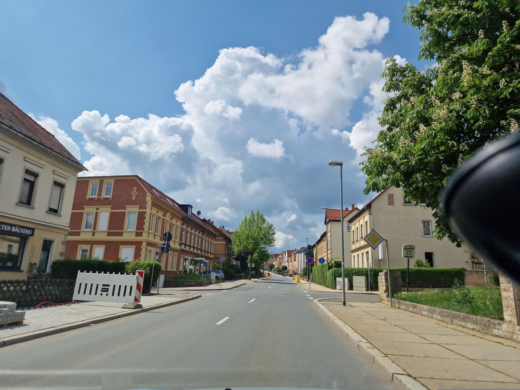 Street view near le petit, Eisenberg — © canislupus (CC BY-SA · Mapillary)