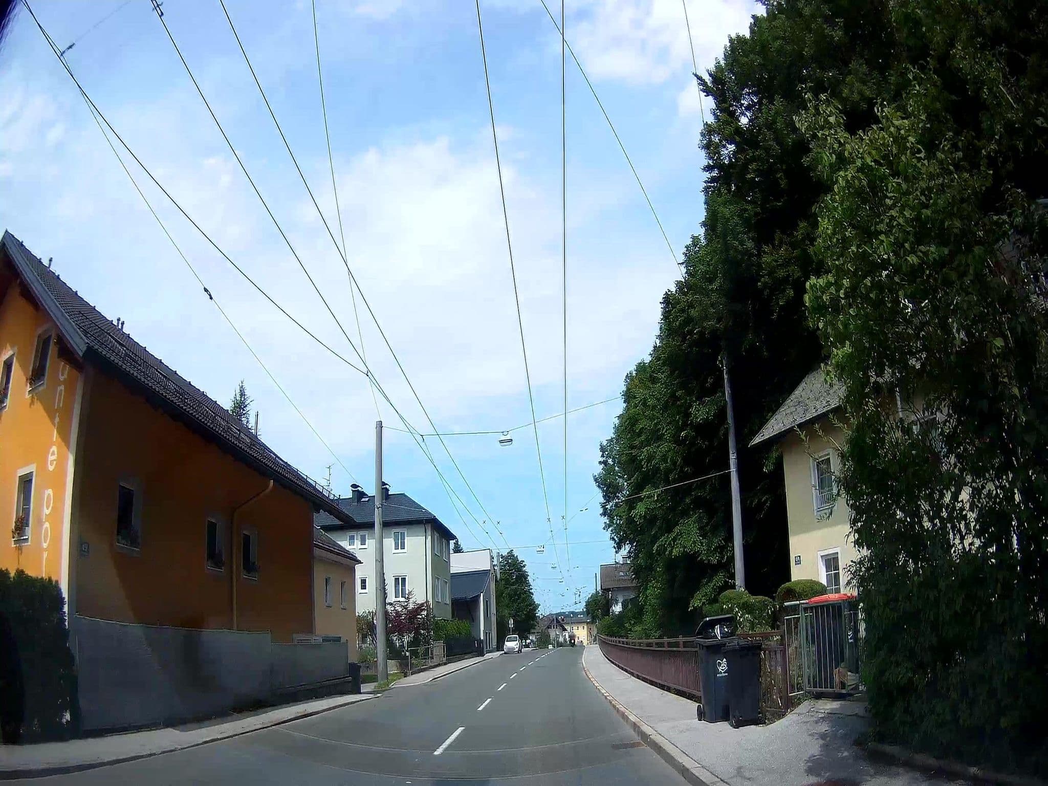 Street view near Ante Portas, Salzburg — © fuchserl (CC BY-SA · Mapillary)