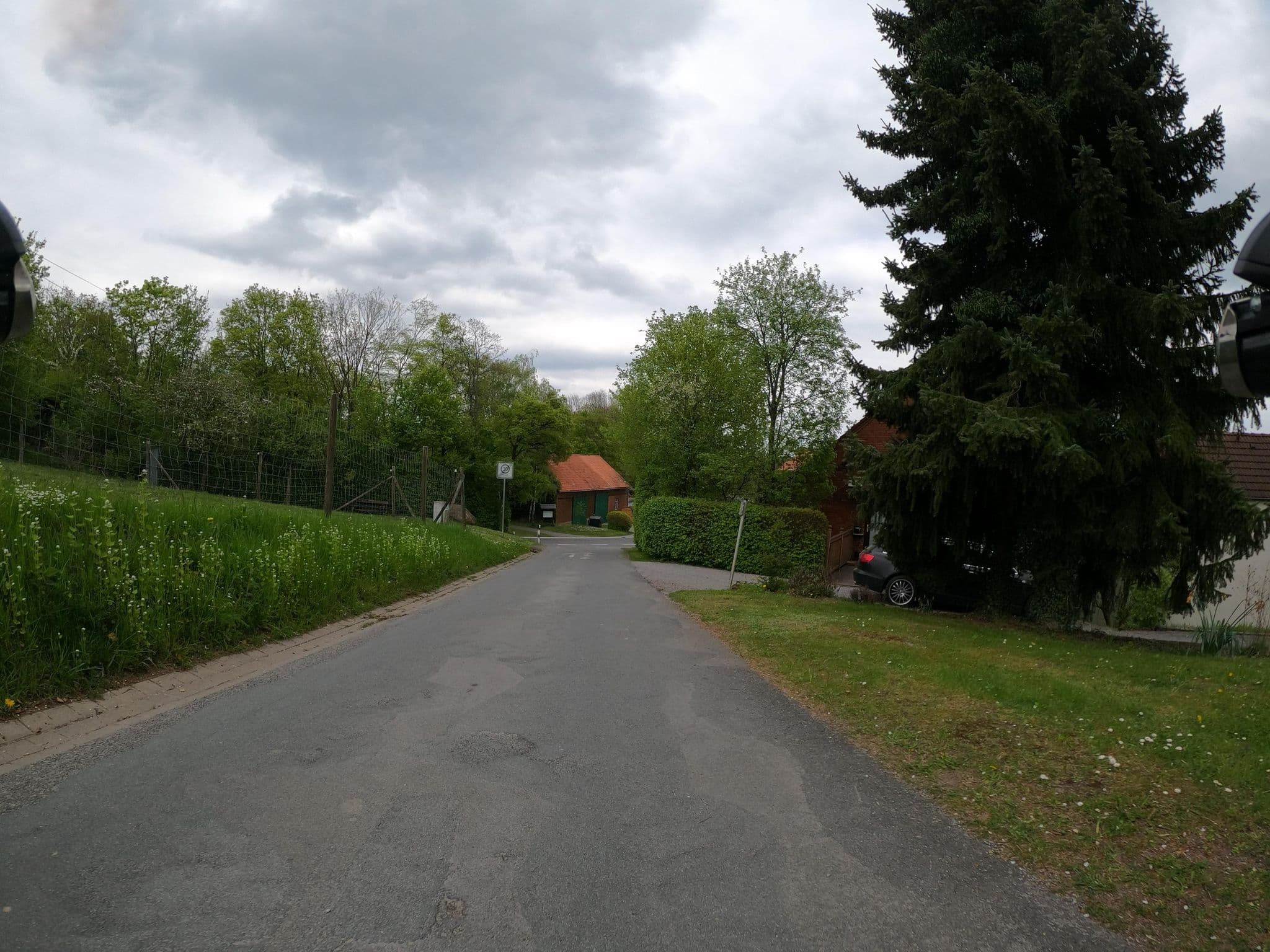 Street view near Zum Pfingsttor, Rinteln — © Langfahrer (CC BY-SA · Mapillary)