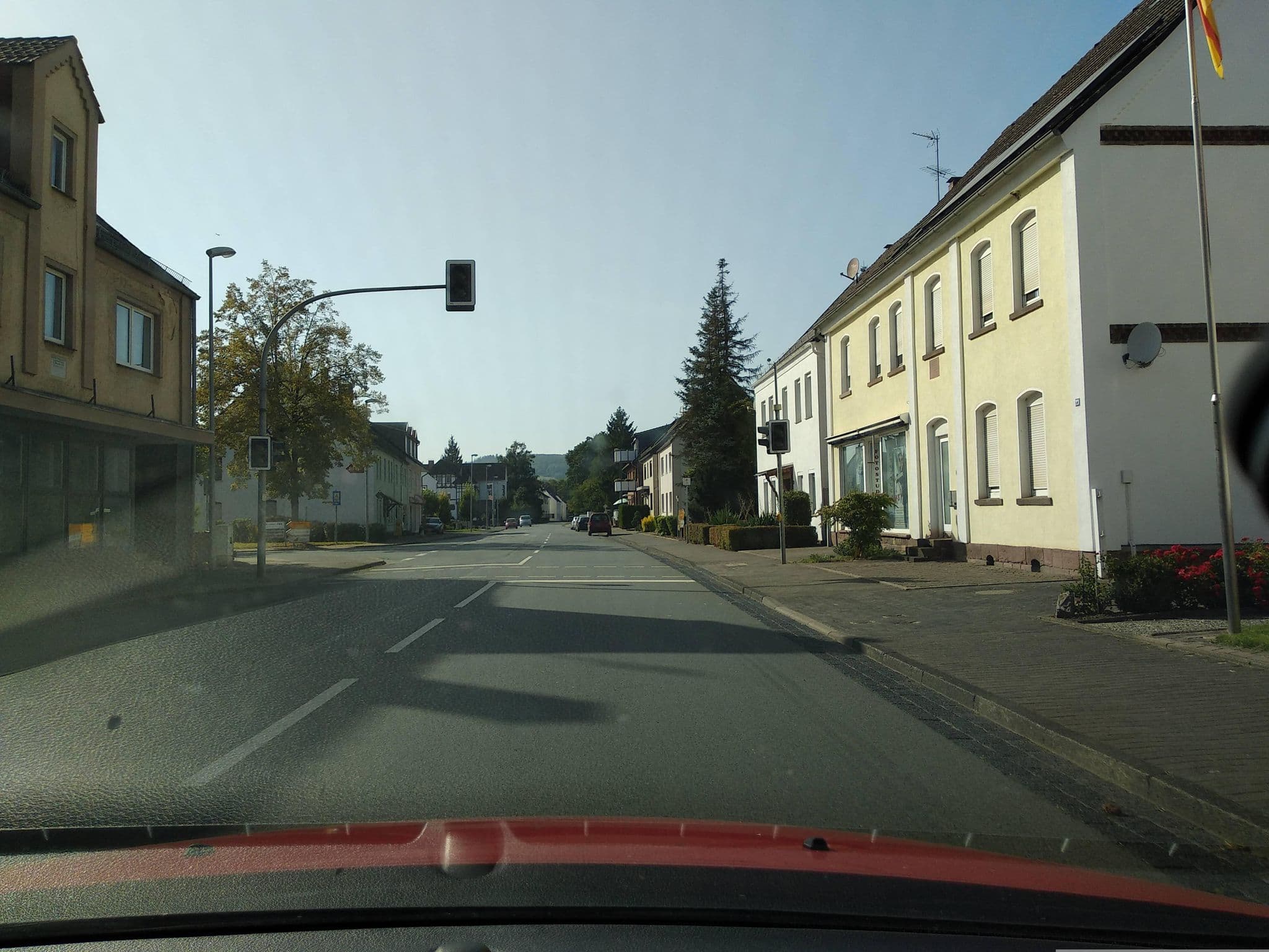 Street view near Karins Gästezimmer, Beverungen — © steinm (CC BY-SA · Mapillary)