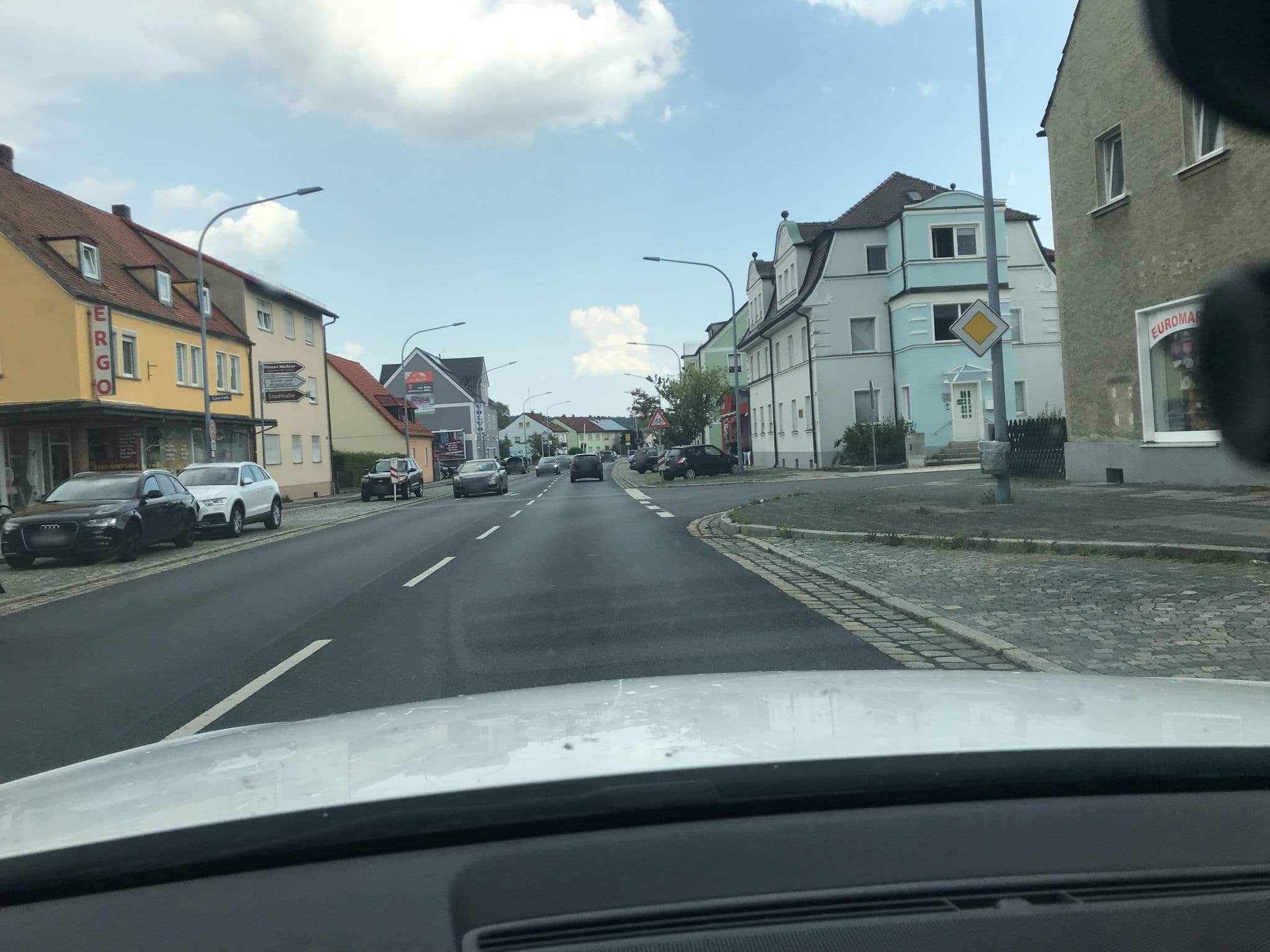 Street view near Hotel Böhm, Grafenwöhr — © chhe (CC BY-SA · Mapillary)