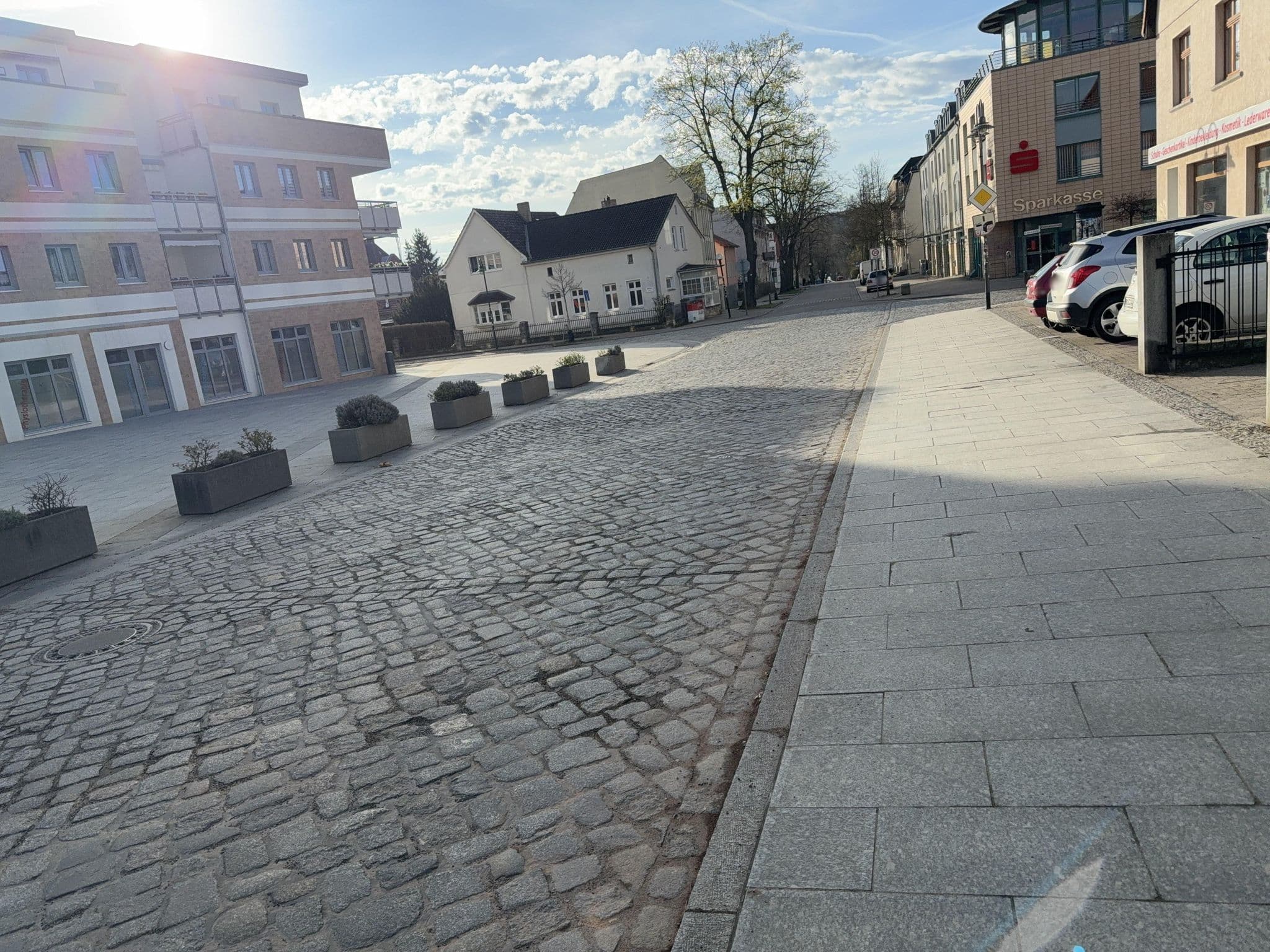 Street view near Chau Asiatisches Restaurant, Woltersdorf — © stefanhrt (CC BY-SA · Mapillary)