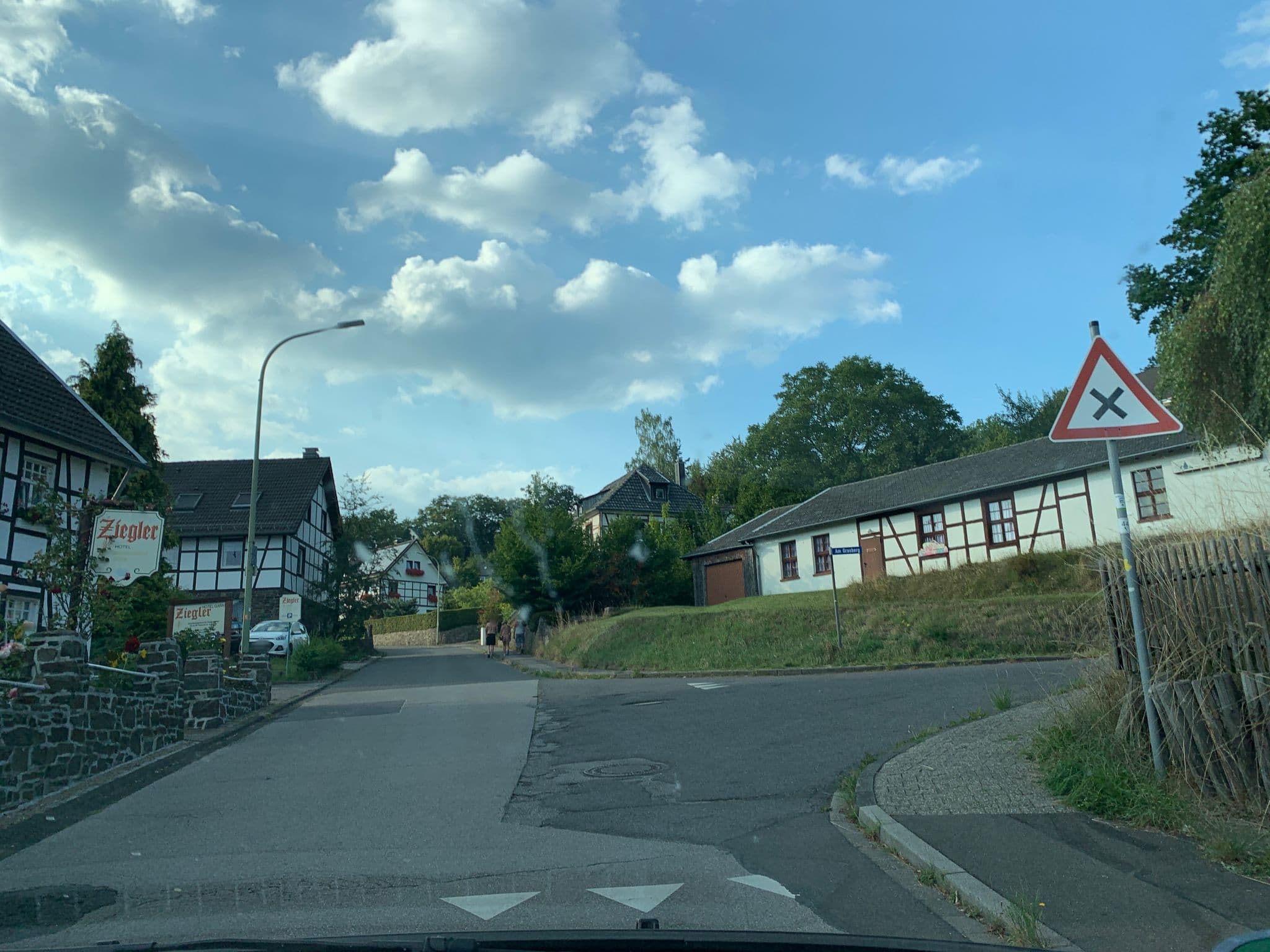 Street view near Hotel Ziegler, Simmerath — © noel (CC BY-SA · Mapillary)