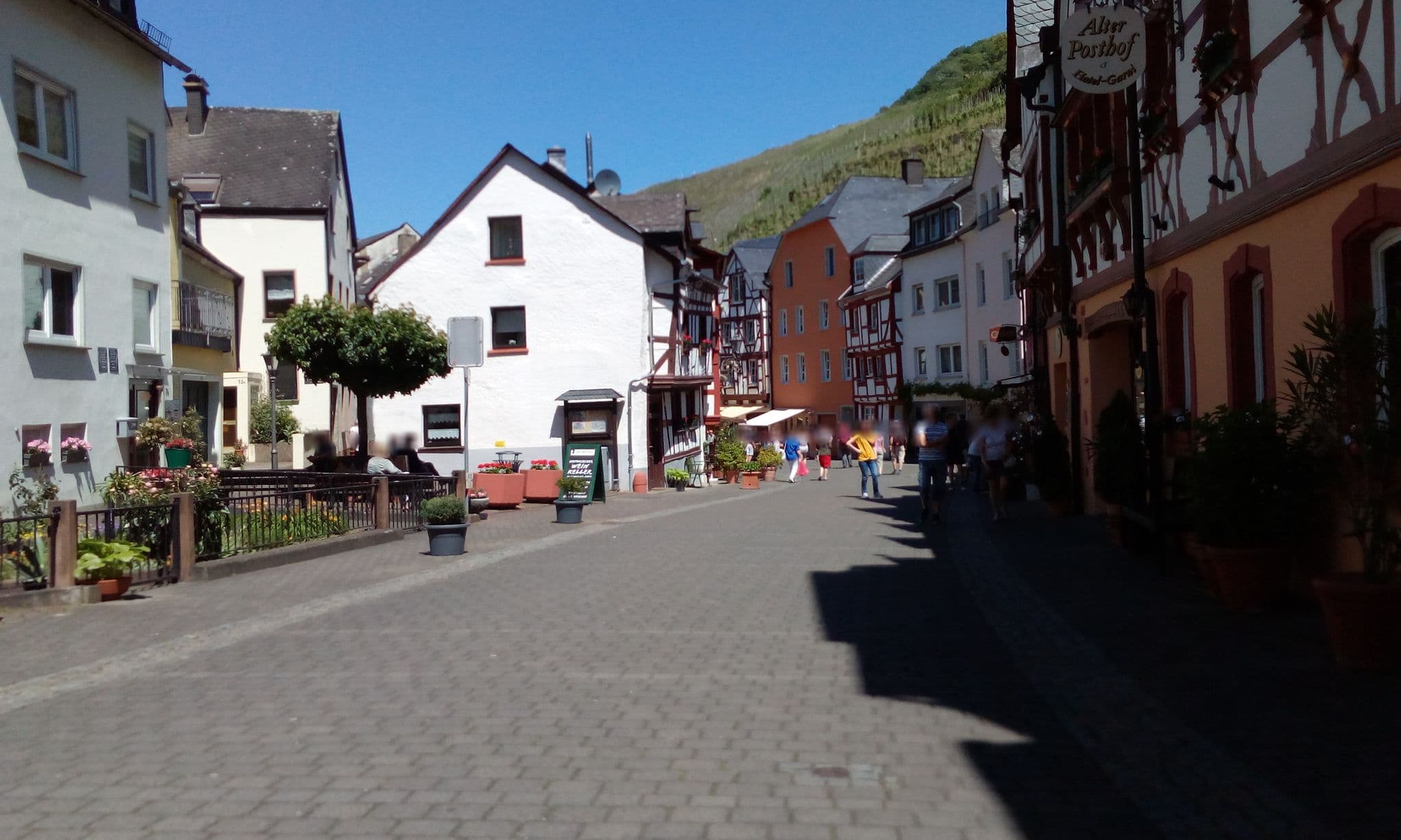 Street view near Alter Posthof, Bernkastel-Kues — © micmin1972 (CC BY-SA · Mapillary)