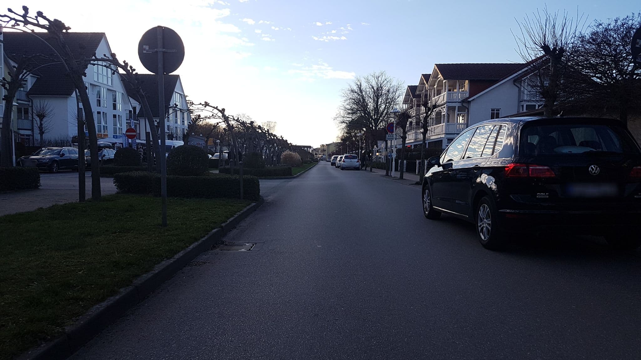 Street view near Hotel Villa Sano, Sellin