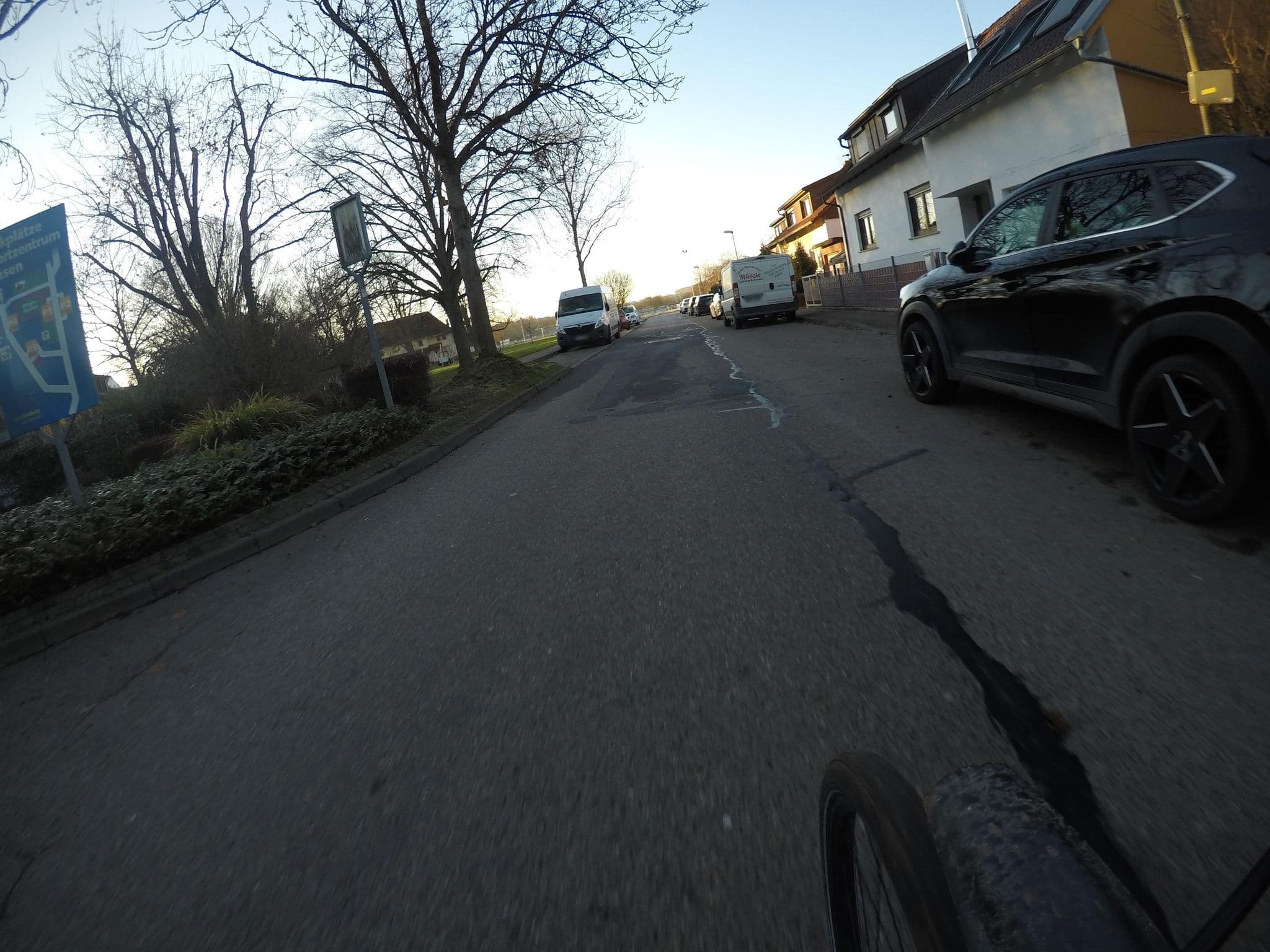 Street view near Hotel am Wasen, Freiberg am Neckar — © mfa (CC BY-SA · Mapillary)