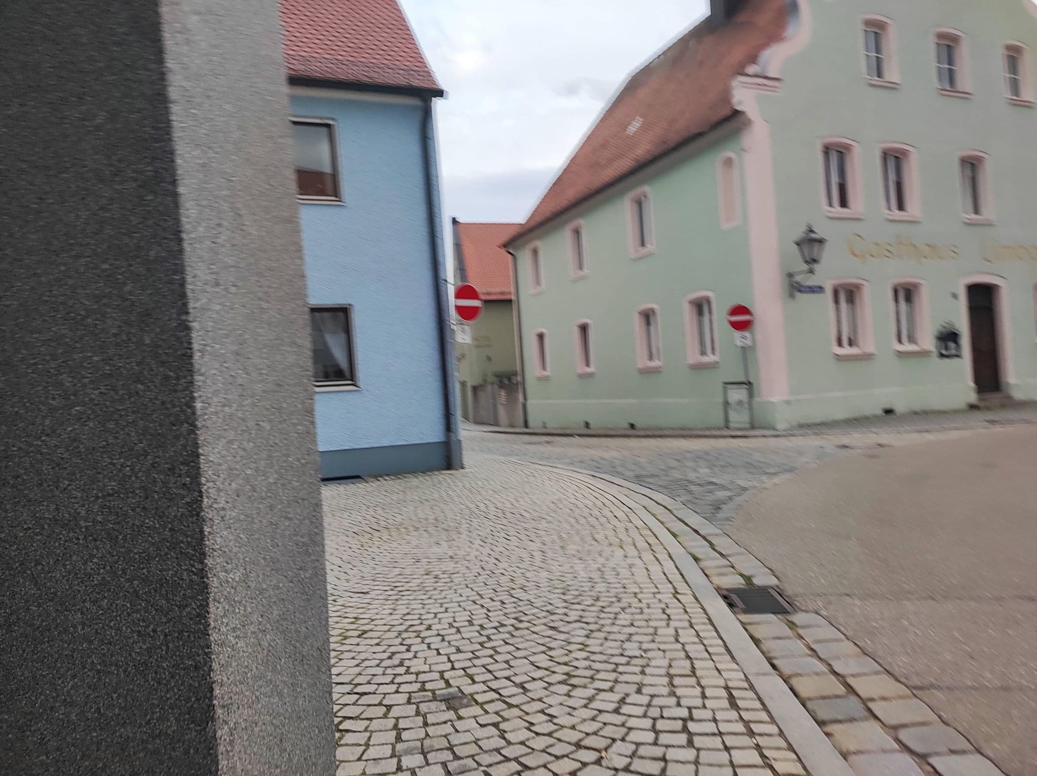 Street view near Gasthaus Limbacher, Herrieden — © msdess (CC BY-SA · Mapillary)