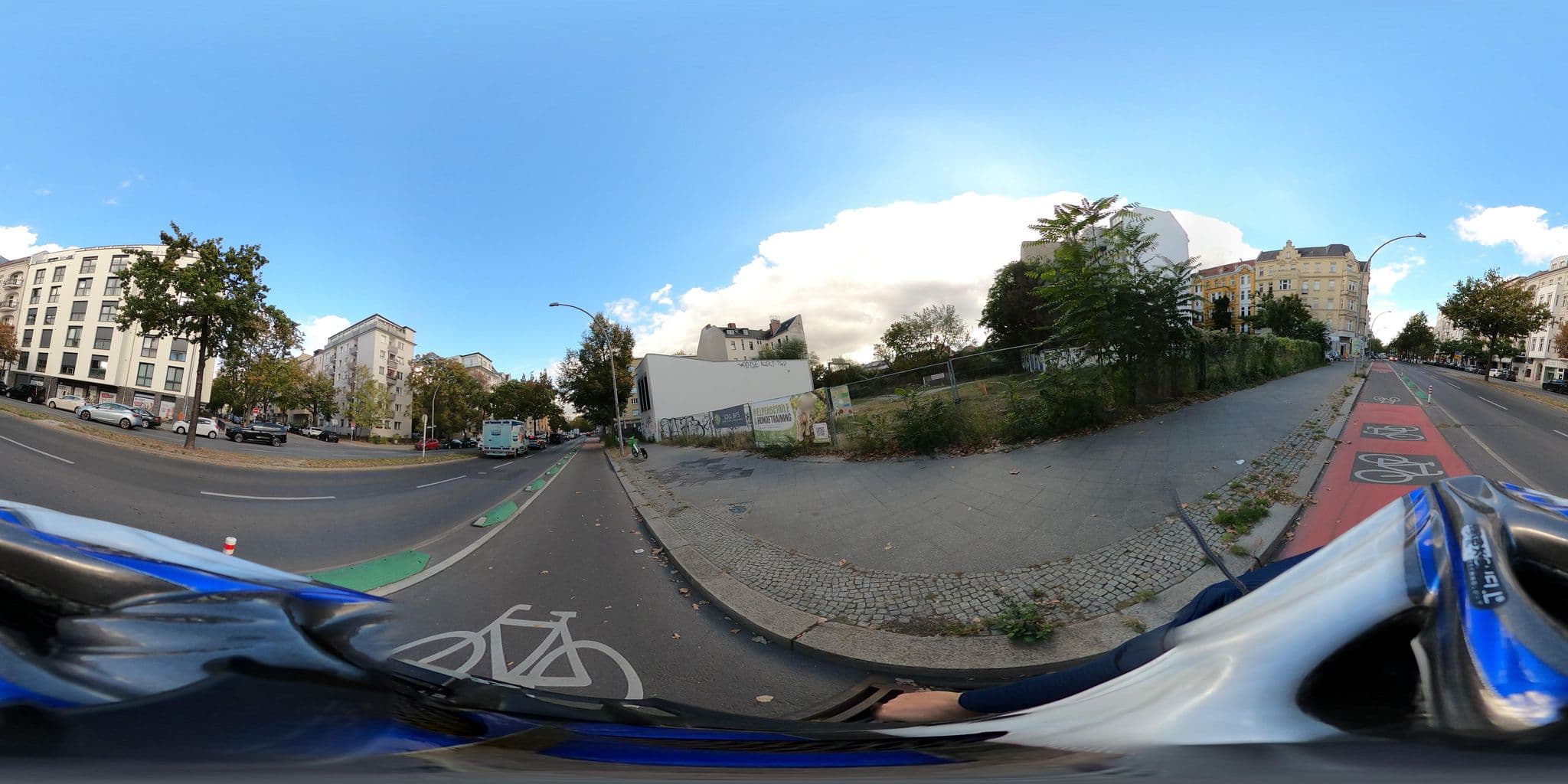 Street view near Hotel Atlas, Friedenau — © eserte (CC BY-SA · Mapillary)