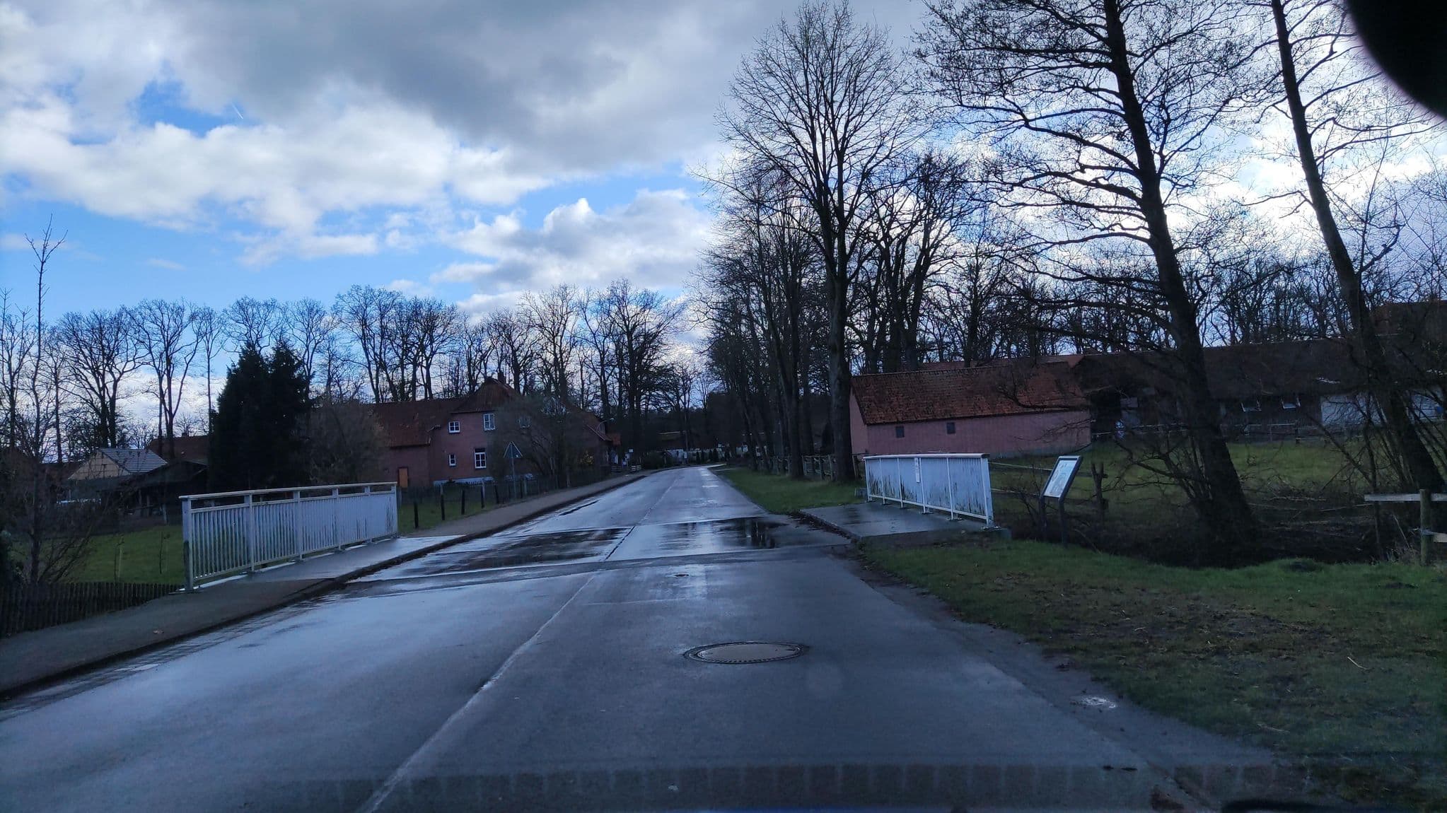 Street view near Hotel im Wiesengrund, Hermannsburg — © hotteliene (CC BY-SA · Mapillary)
