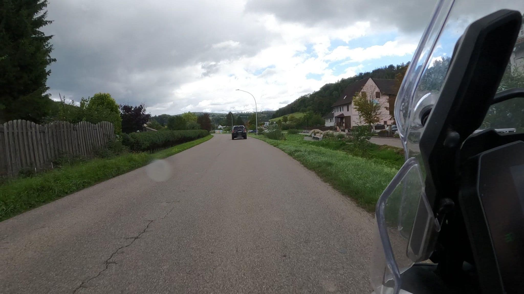Street view near Zum Wilden Mann, Eggingen — © crami (CC BY-SA · Mapillary)