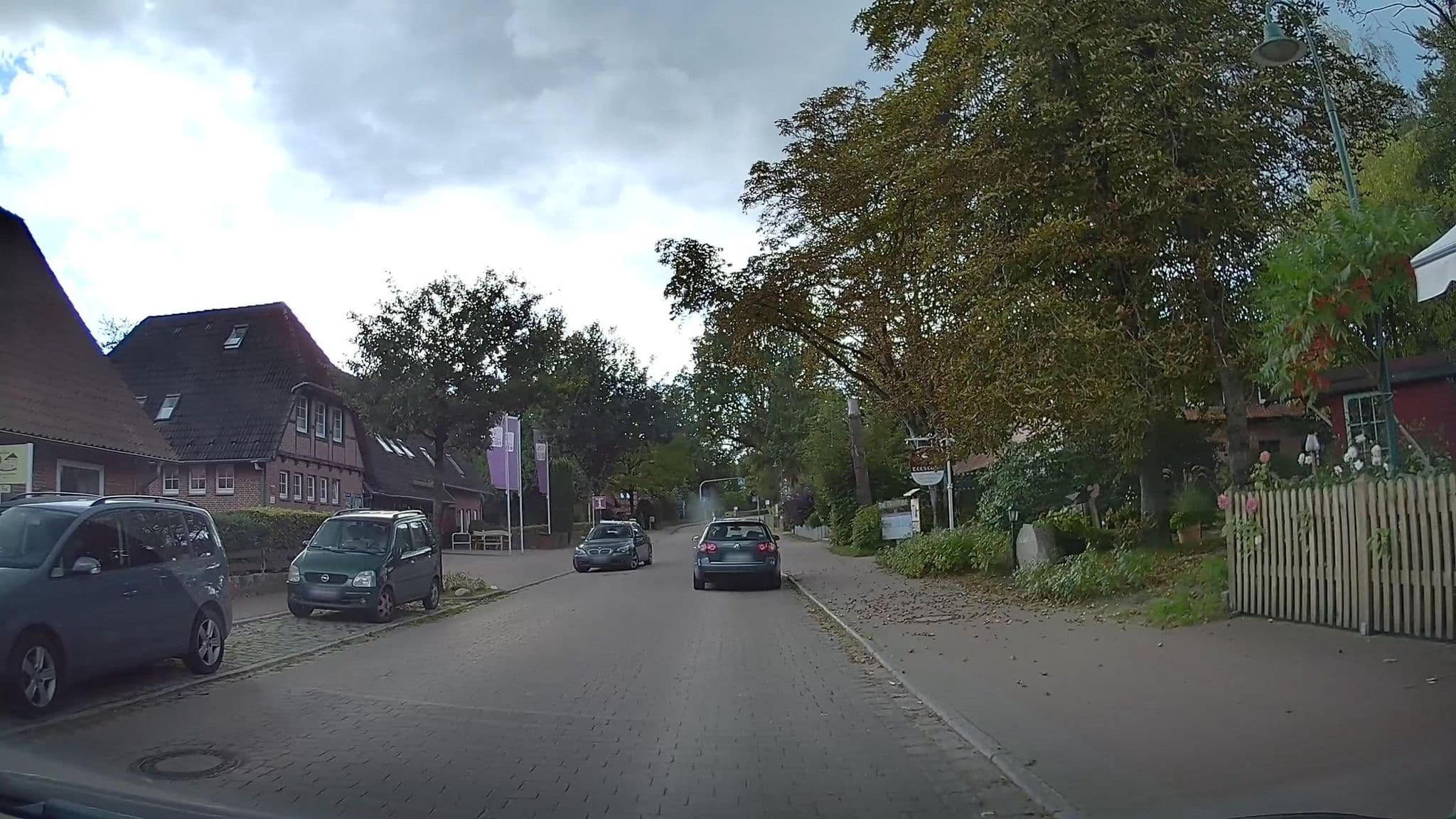 Street view near Ferienwohnung Ferienhof Heins, Hanstedt — © hendel (CC BY-SA · Mapillary)