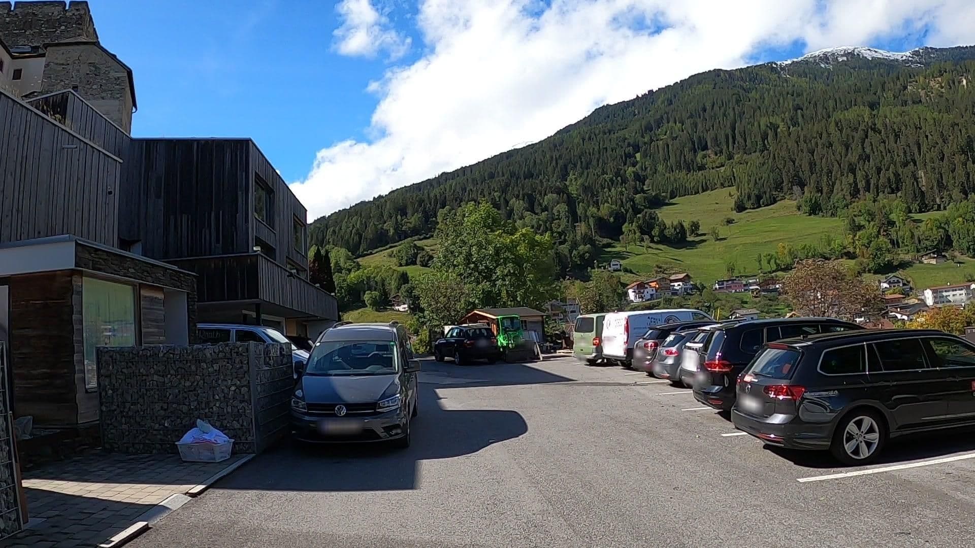Street view near Hotel Refugio Laudegg, Prutz