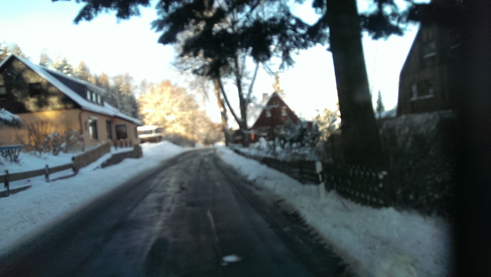 Street view near Buschhaus, Altenberg — © bufonto (CC BY-SA · Mapillary)
