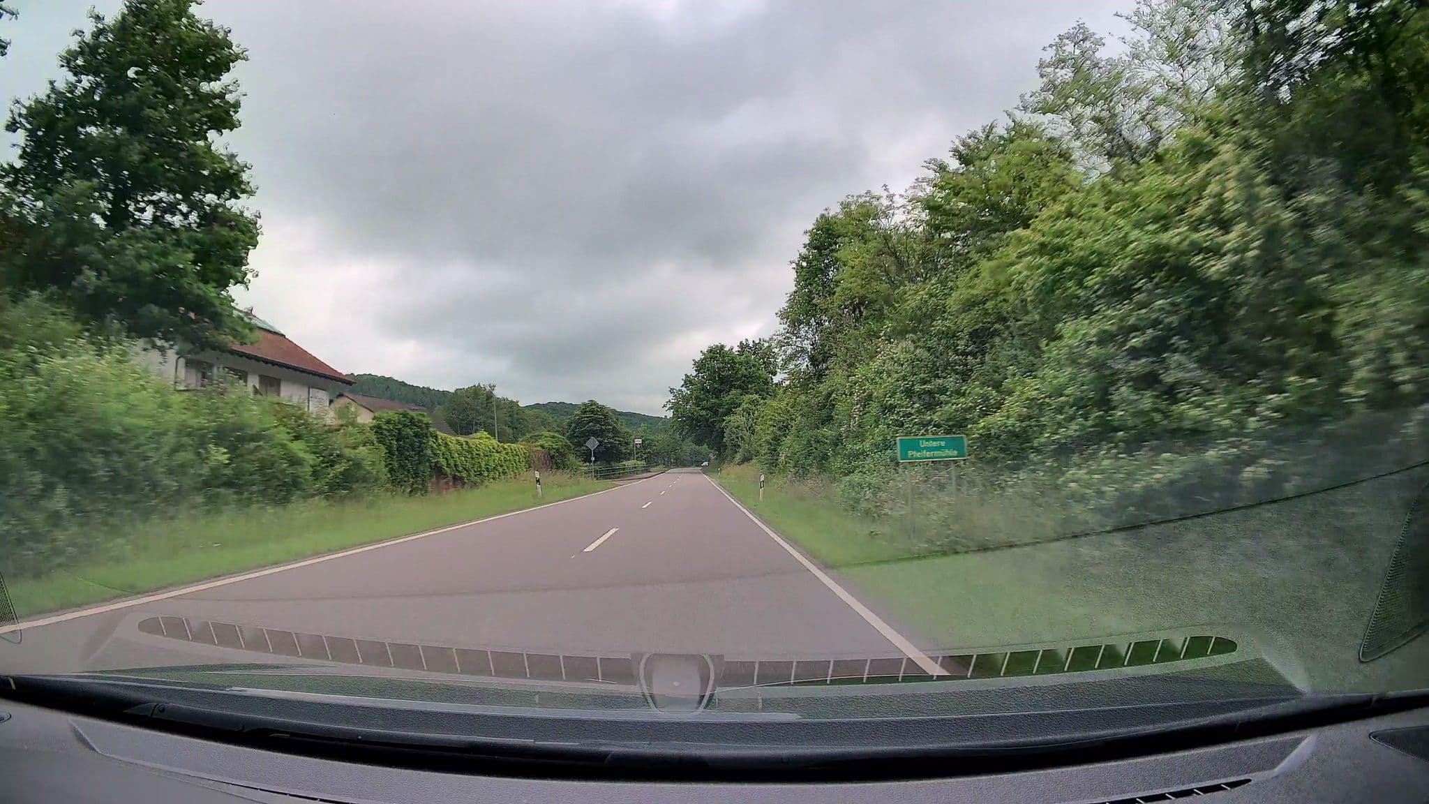 Street view near Hotel Pfeifertal, Weilerbach — © Bulld0z3r (CC BY-SA · Mapillary)