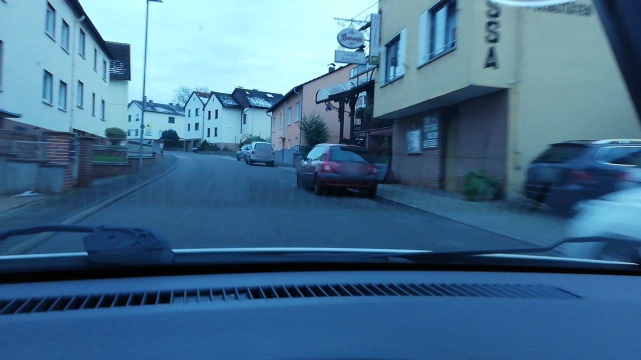 Street view near Hotel Barbarossa, Rodenbach — © nickth (CC BY-SA · Mapillary)