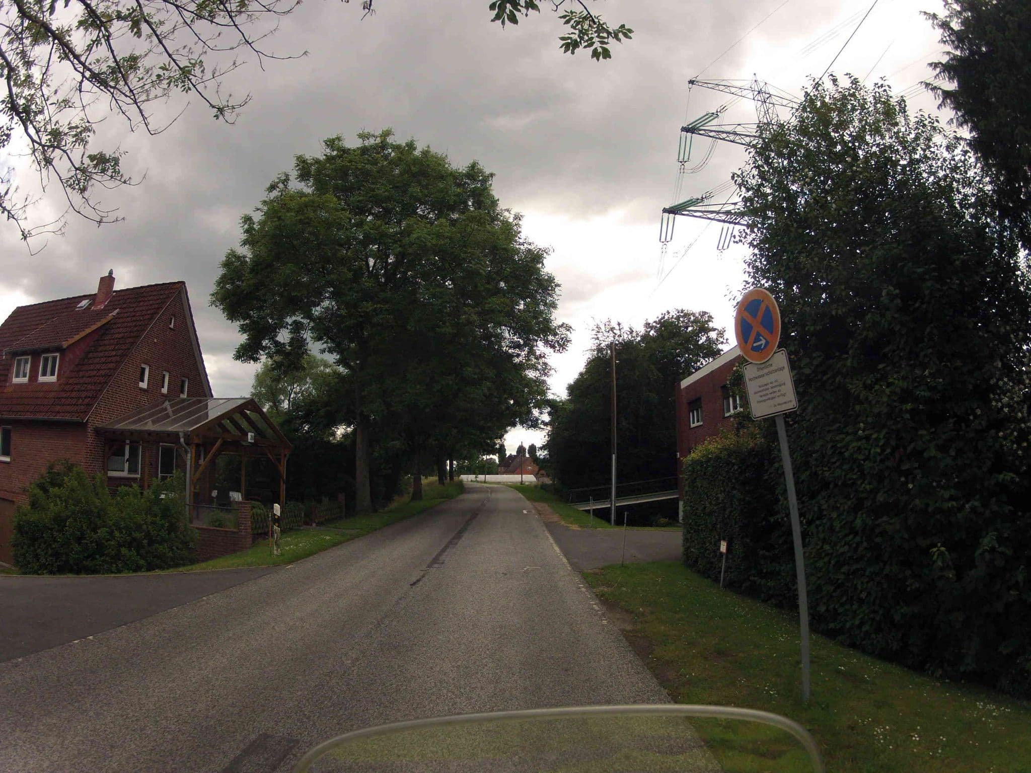 Street view near Gästehaus Möller, Allermöhe — © jacques_n (CC BY-SA · Mapillary)