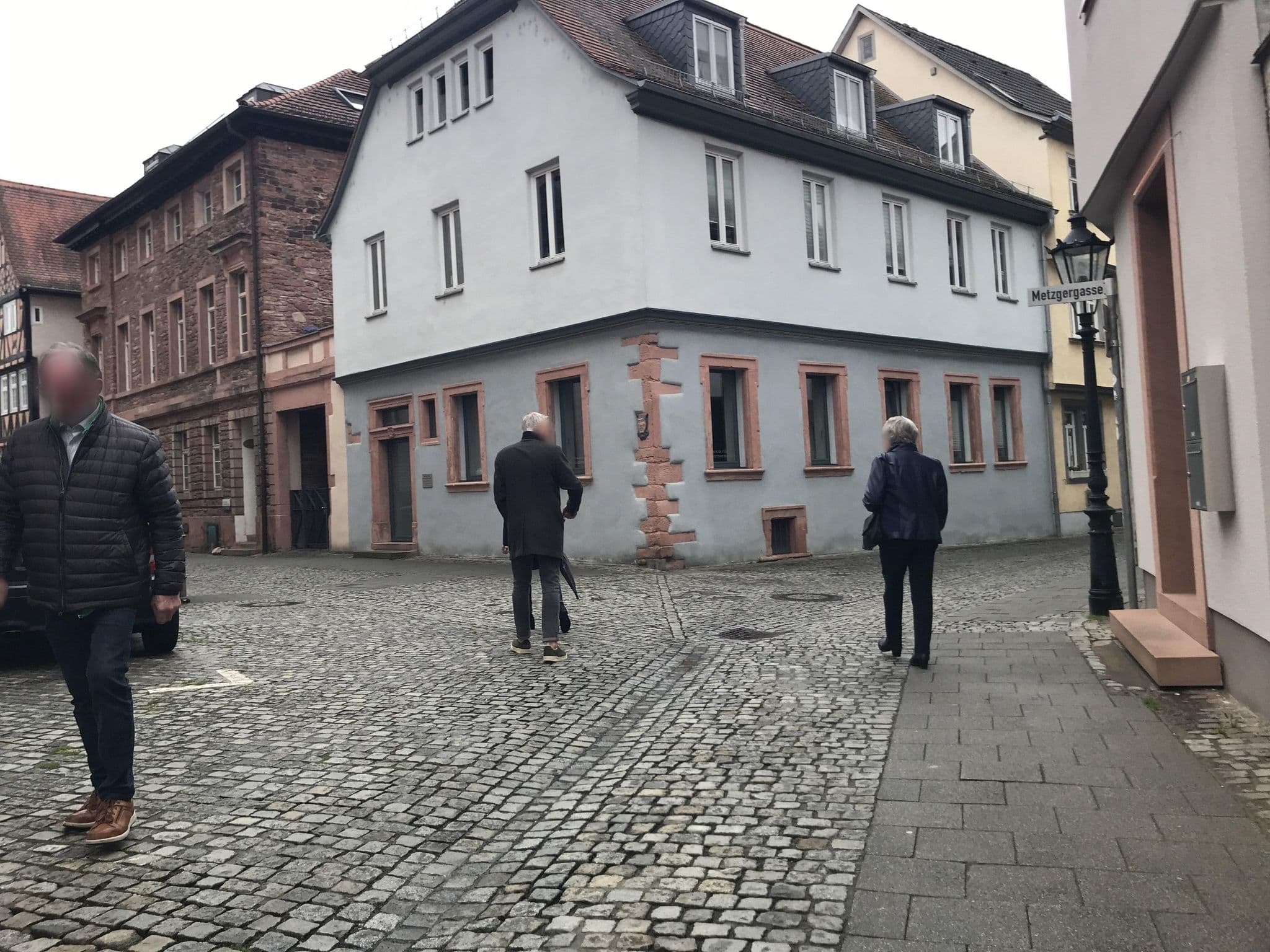 Street view near Rienecker Höfe, Aschaffenburg — © miguel_andrade (CC BY-SA · Mapillary)