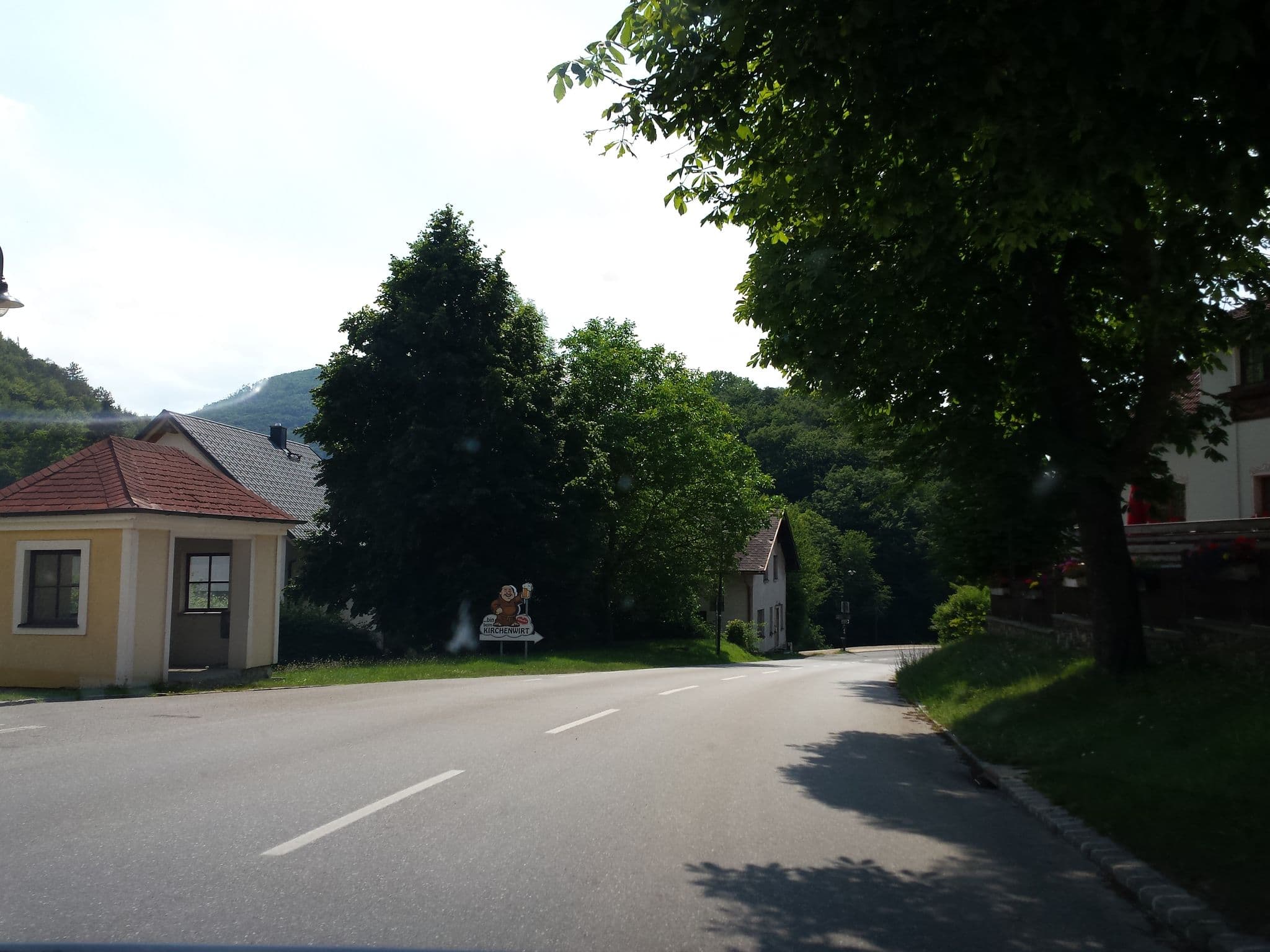 Street view near Gasthof zur Linde, Alland — © rudolfmayer (CC BY-SA · Mapillary)