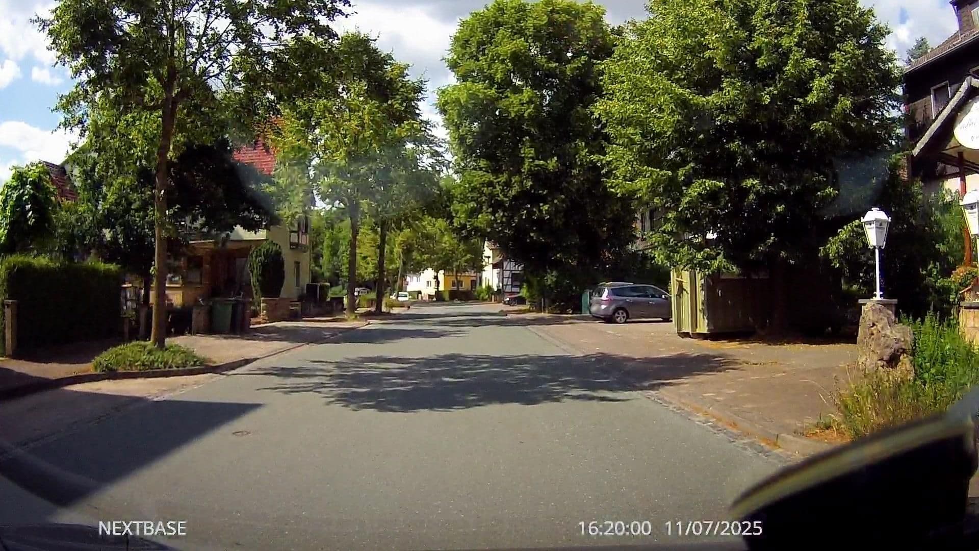 Street view near Zur Linde, Korbach — © derlipper (CC BY-SA · Mapillary)