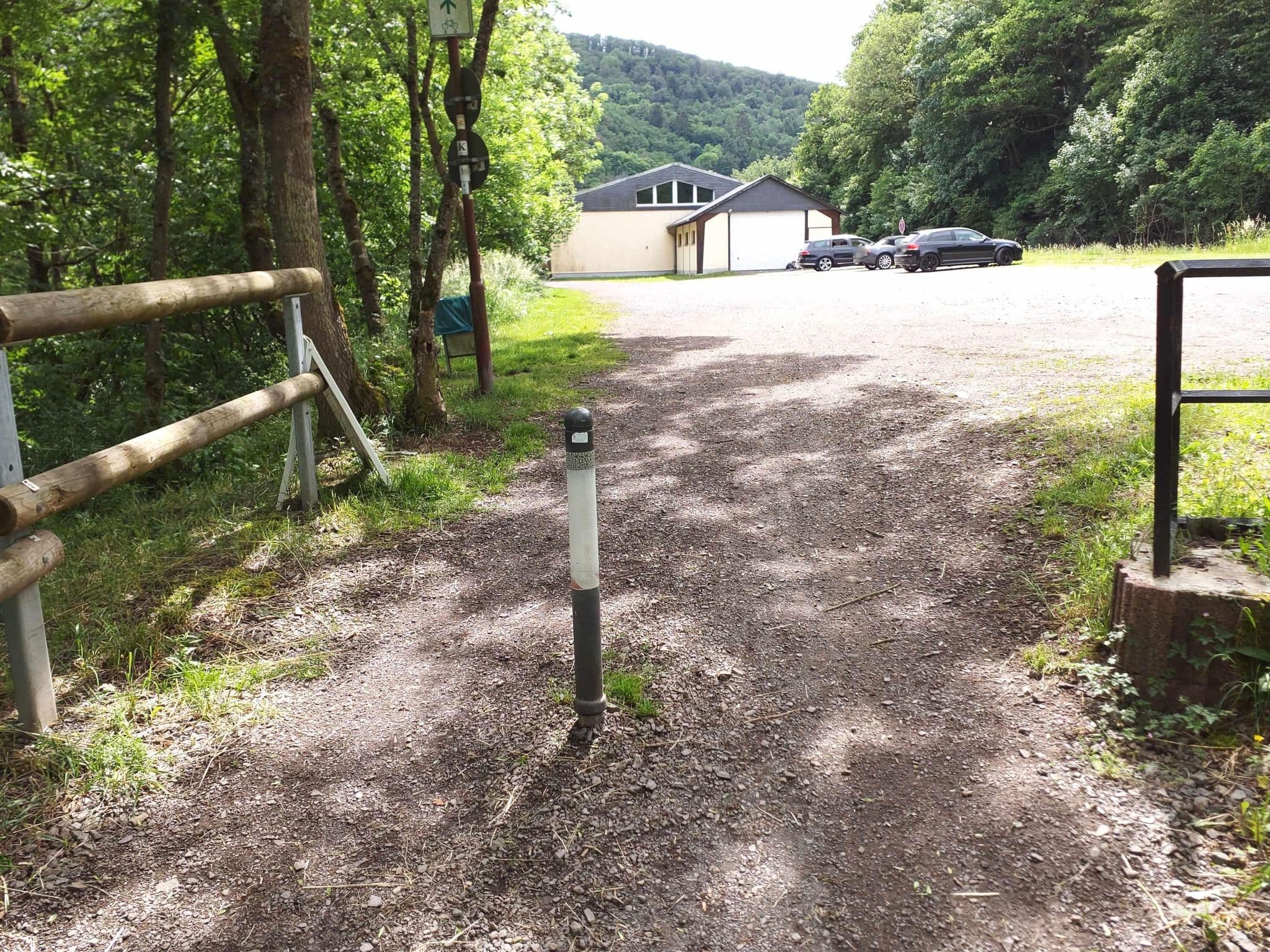 Street view near Monreal, am Bahnhof, Düngenheim — © slp_gho (CC BY-SA · Mapillary)