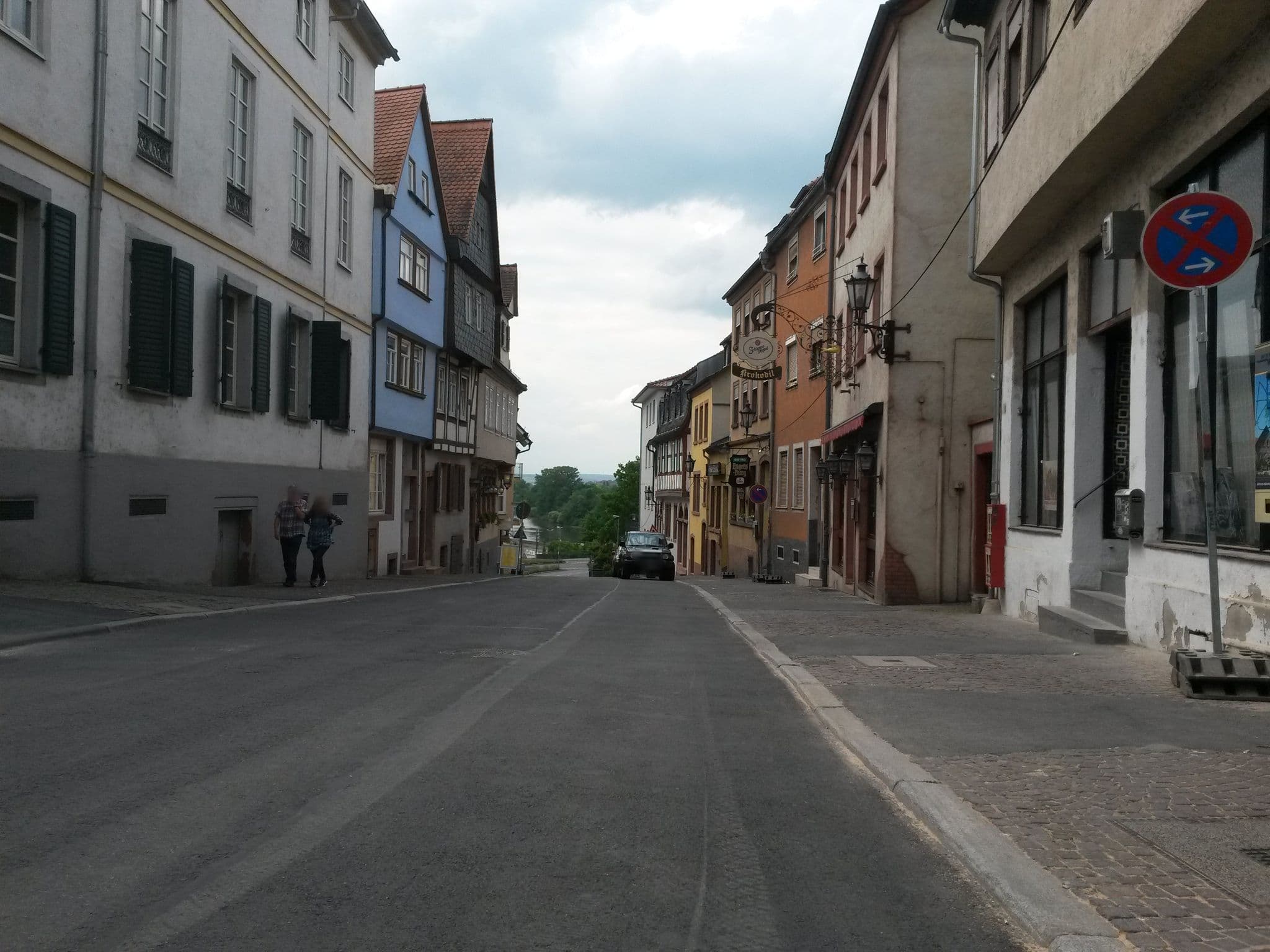 Street view near Haus am Janusbrunnen, Aschaffenburg — © rudii (CC BY-SA · Mapillary)