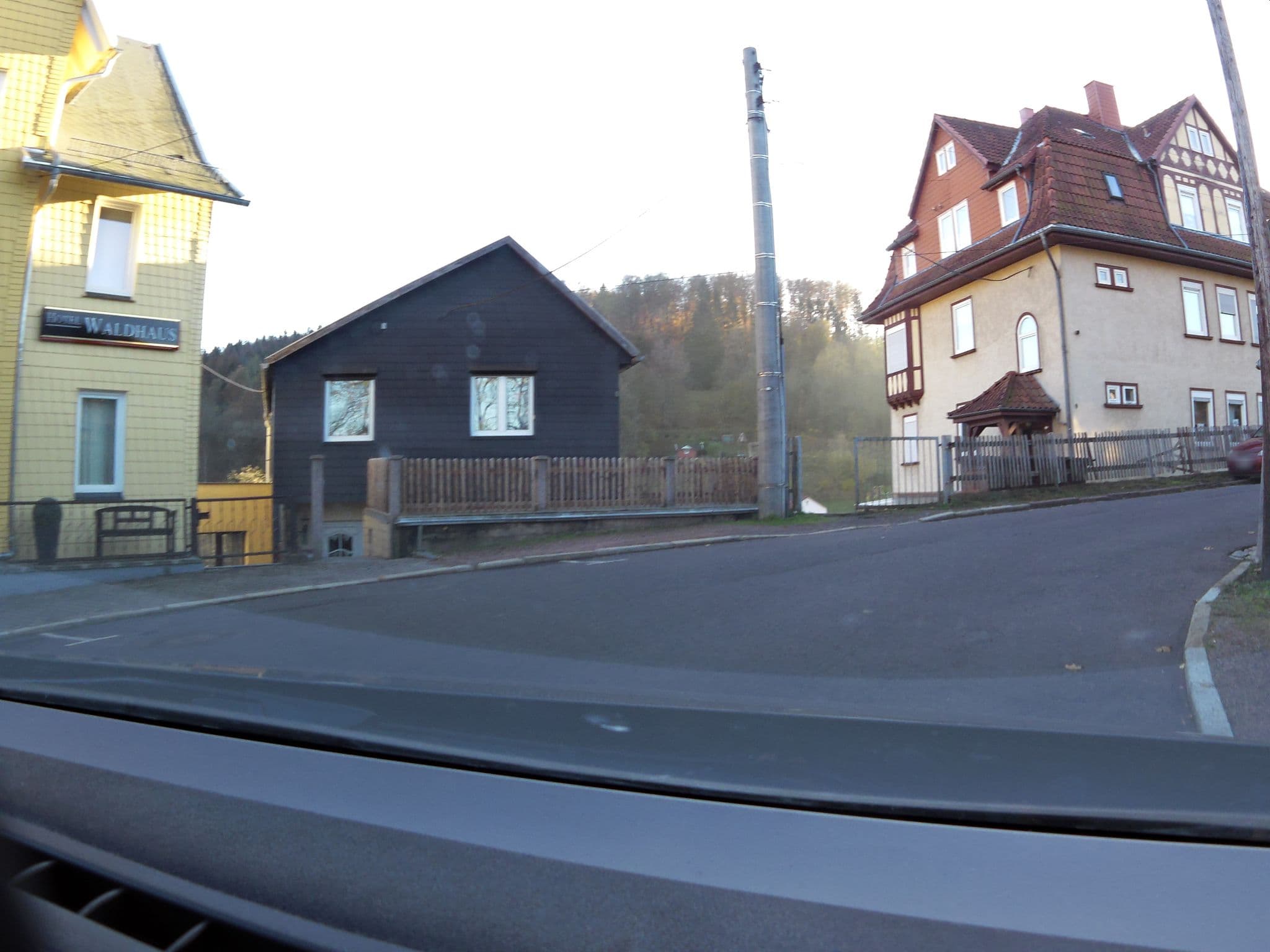 Street view near Waldhaus-Hutzelhöh, Ruhla — © zoegglmeyr1 (CC BY-SA · Mapillary)