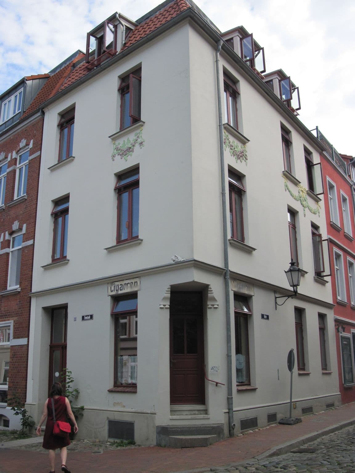 Street view near Westphal's, Wismar — © bielebog (CC BY-SA · Mapillary)