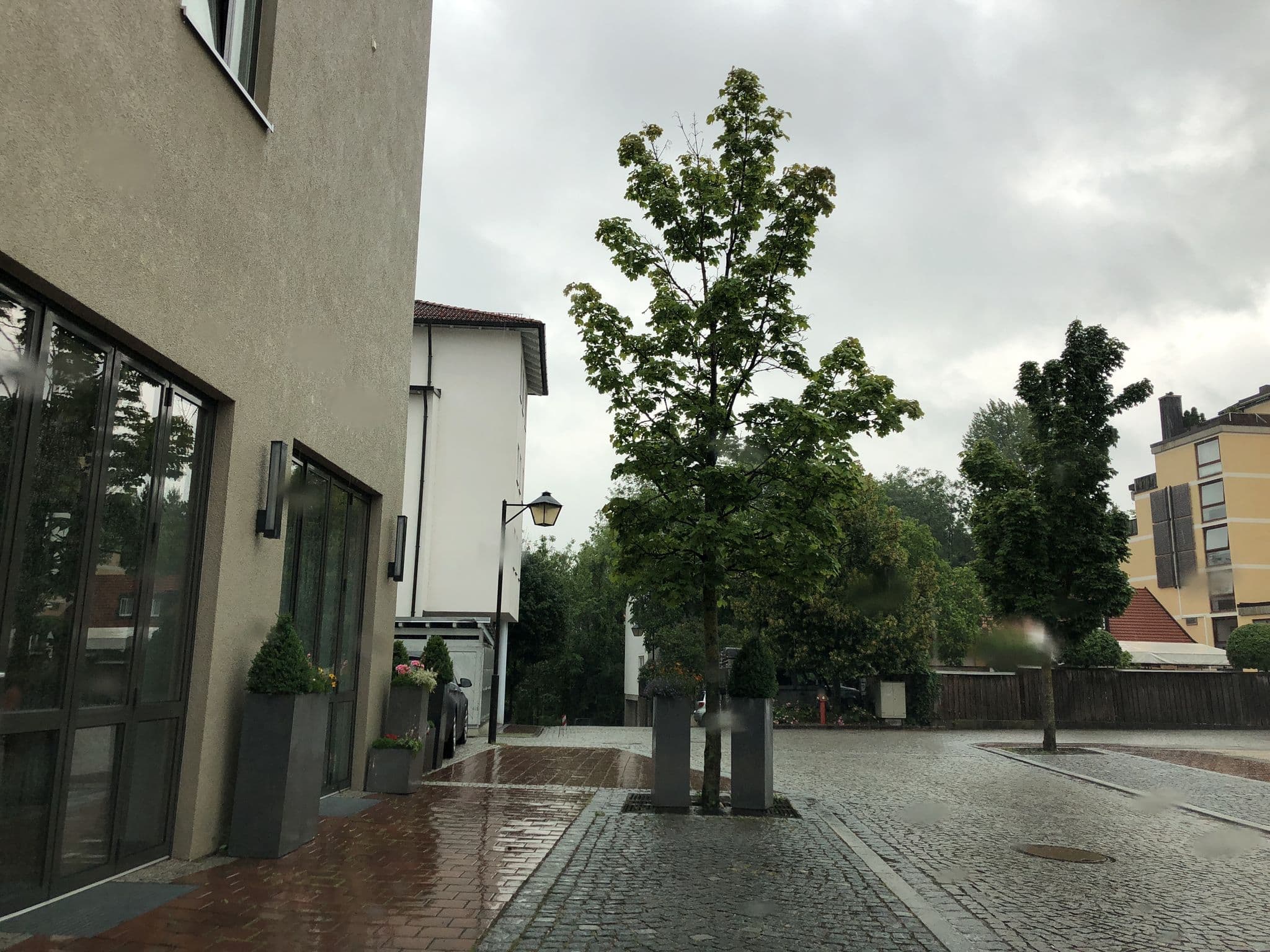 Street view near Hotel Arooma, Erding — © chuck (CC BY-SA · Mapillary)