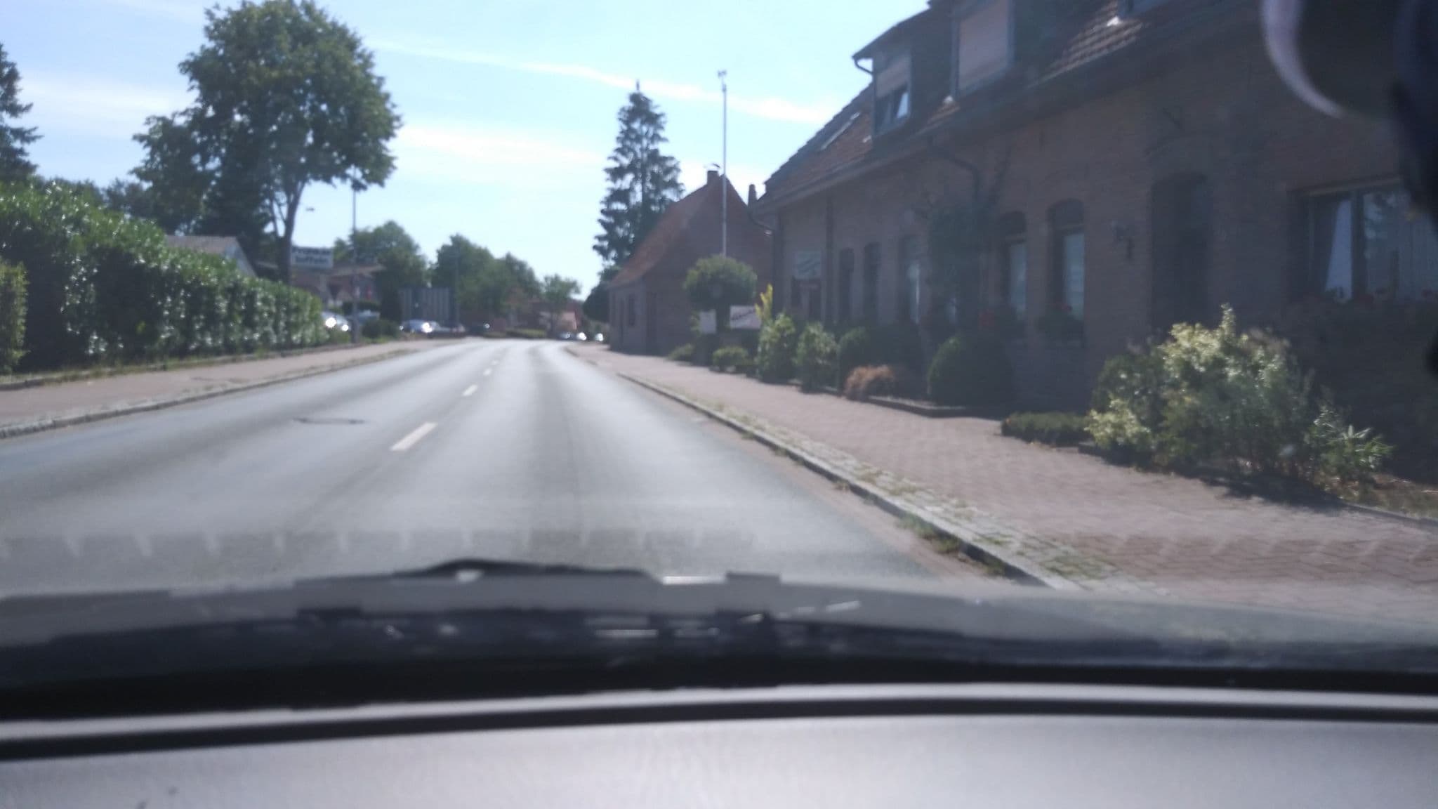 Street view near Hentschel's Hofladen, Liebenau — © torstenbubbe (CC BY-SA · Mapillary)