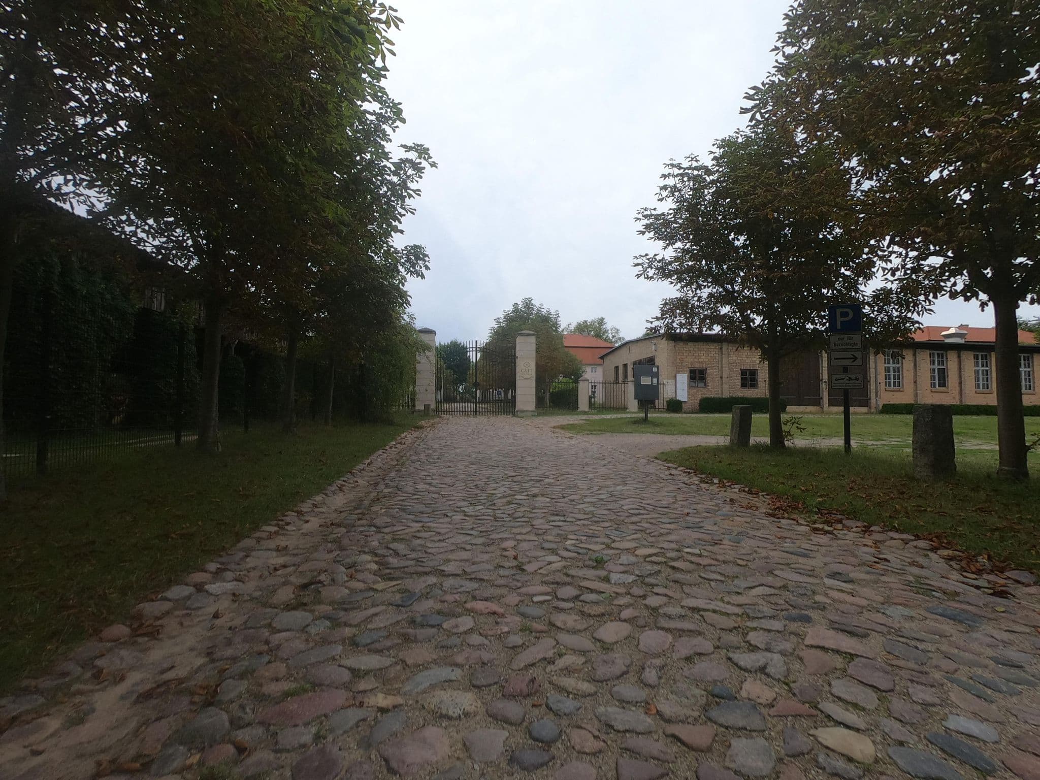 Street view near Gut Suckow, Gerswalde — © carlheinz (CC BY-SA · Mapillary)