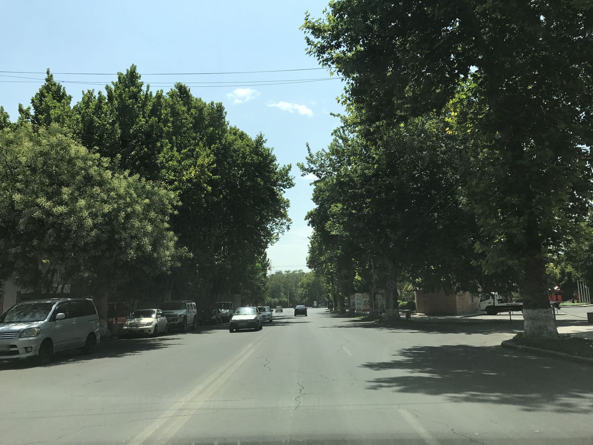 Street view near Մաշտոց 109, Vagharshapat — © thepriben (CC BY-SA · Mapillary)