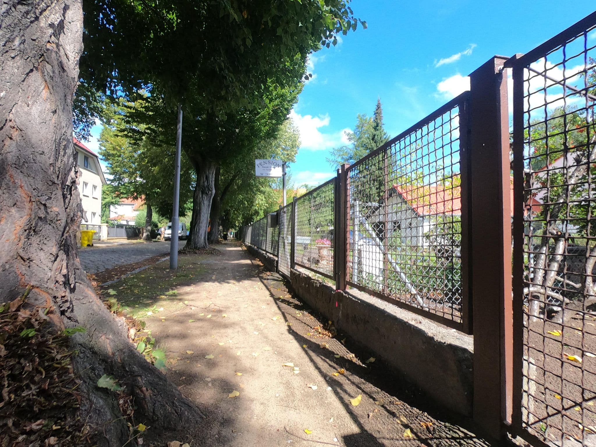 Street view near Pension Maas, Karow — © carlheinz (CC BY-SA · Mapillary)