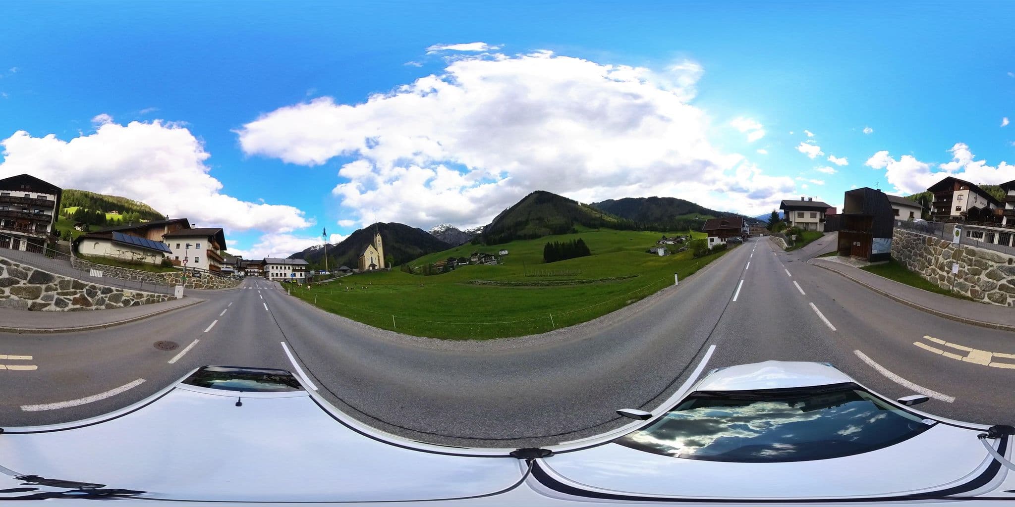 Street view near Hotel-Pension Sonnblick, Sillian — © osmplus_org (CC BY-SA · Mapillary)
