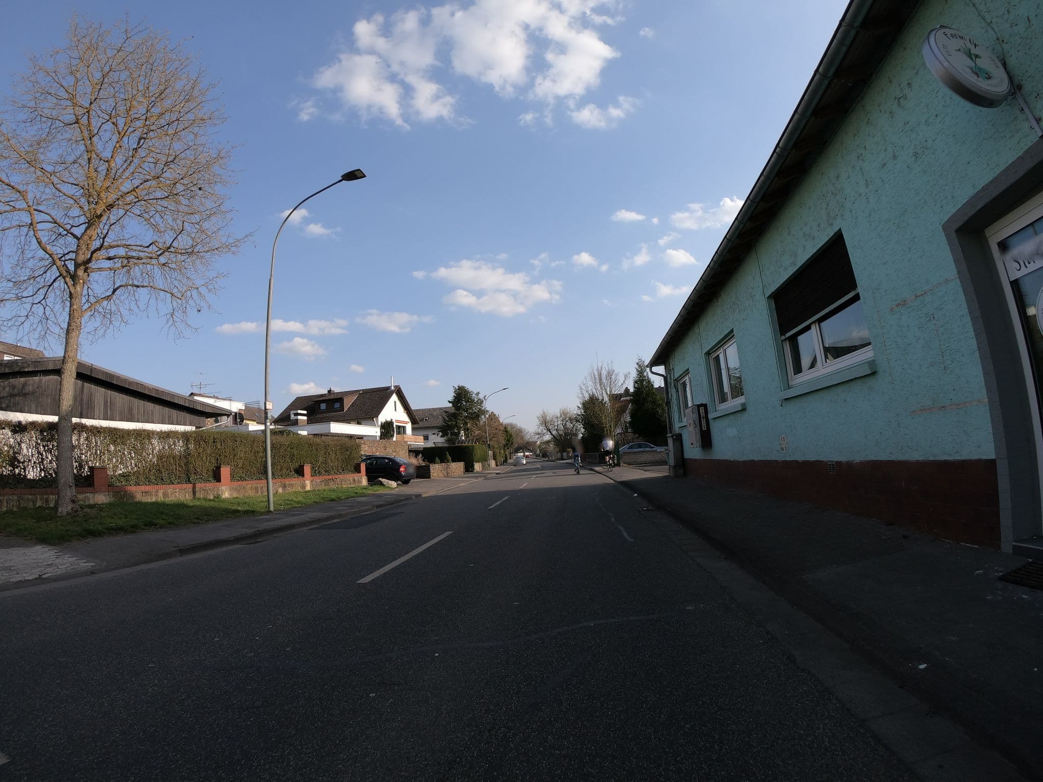 Street view near Hotel Altes Eishaus, Gießen — © grinninghamster (CC BY-SA · Mapillary)
