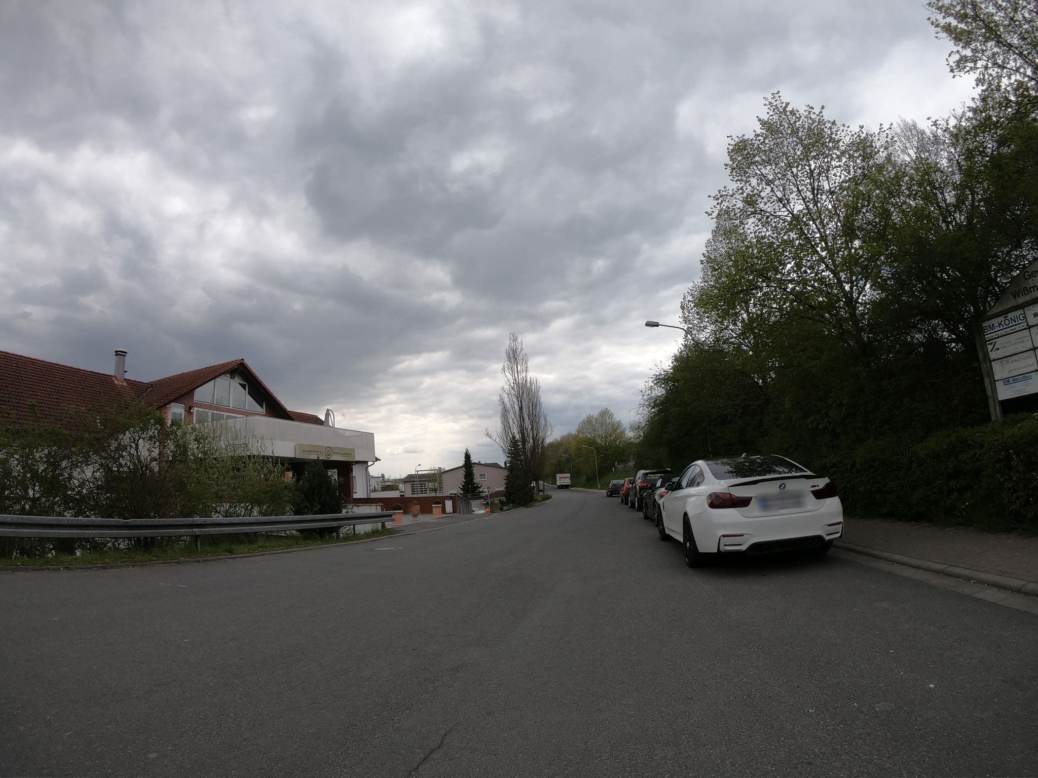 Street view near Apart-Hotel Wettenberg, Lollar — © grinninghamster (CC BY-SA · Mapillary)