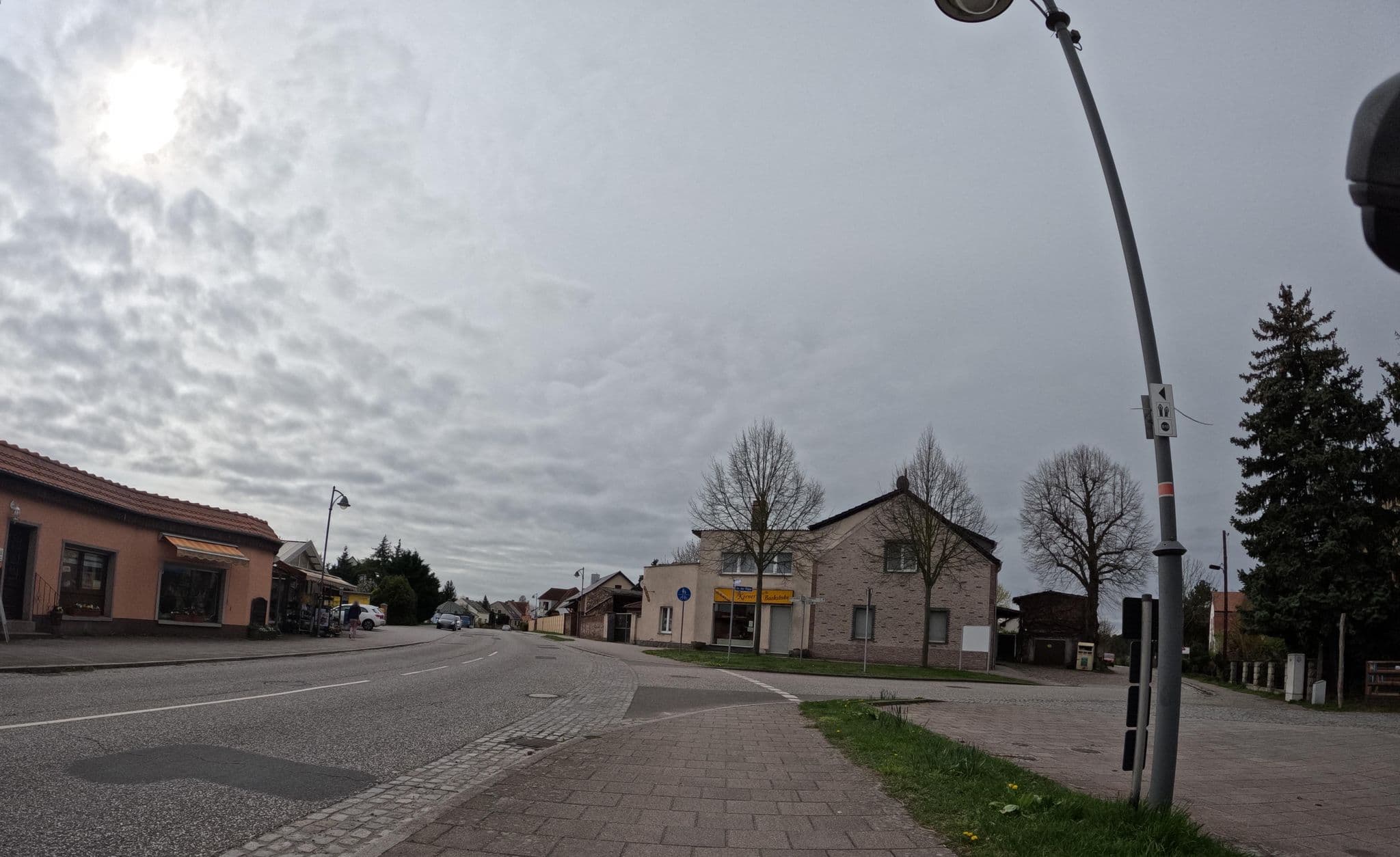 Street view near Alte Brücker Post, Borkheide — © britiger (CC BY-SA · Mapillary)