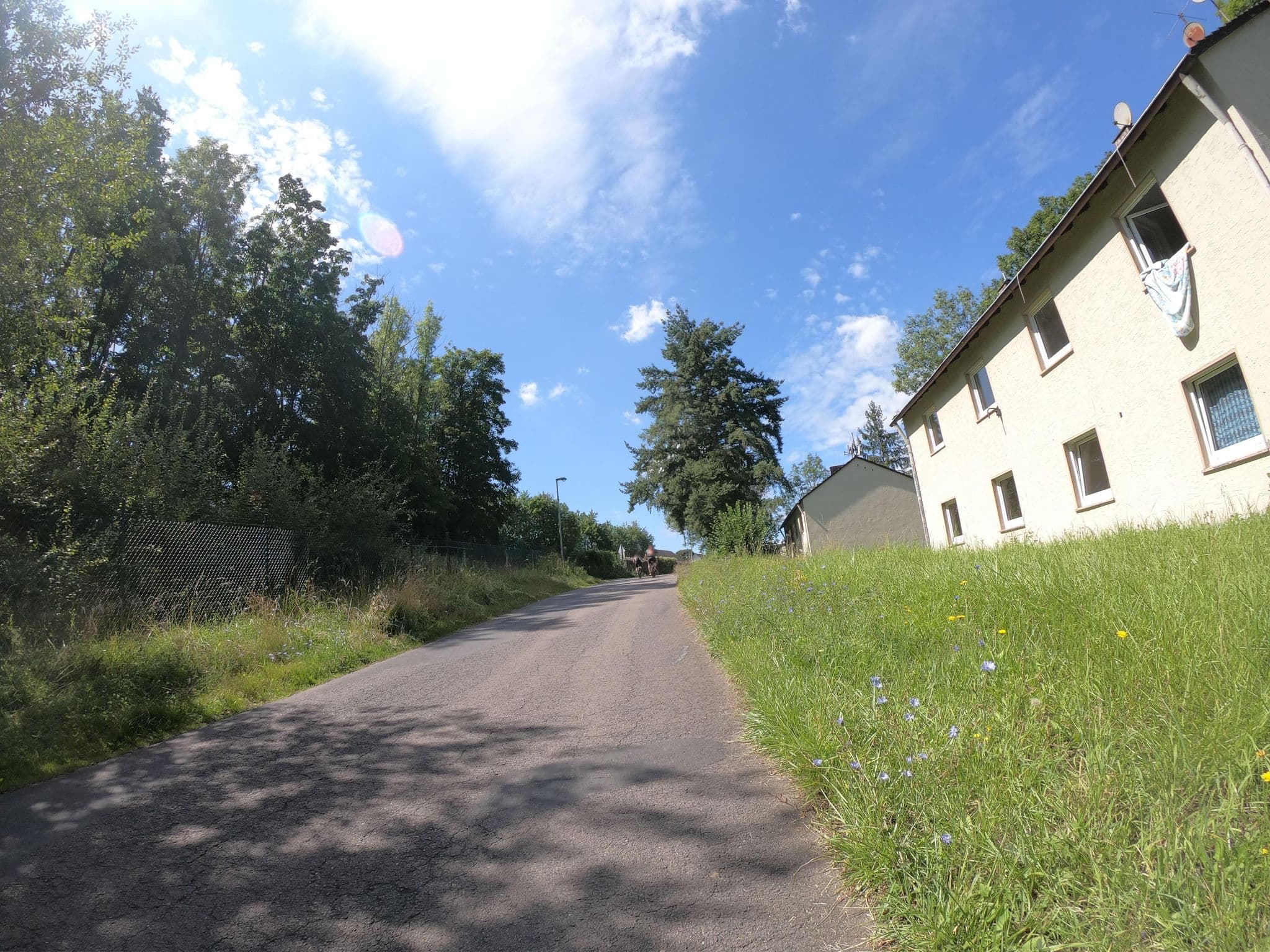 Street view near Ferienwohnung Calypso, Gückingen — © grinninghamster (CC BY-SA · Mapillary)