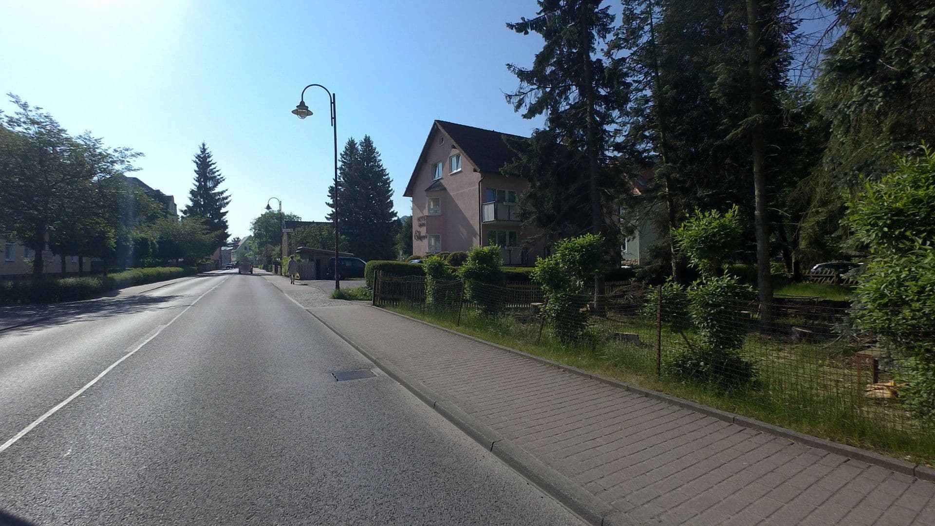 Street view near Elbgarten, Bad Schandau — © moenk (CC BY-SA · Mapillary)