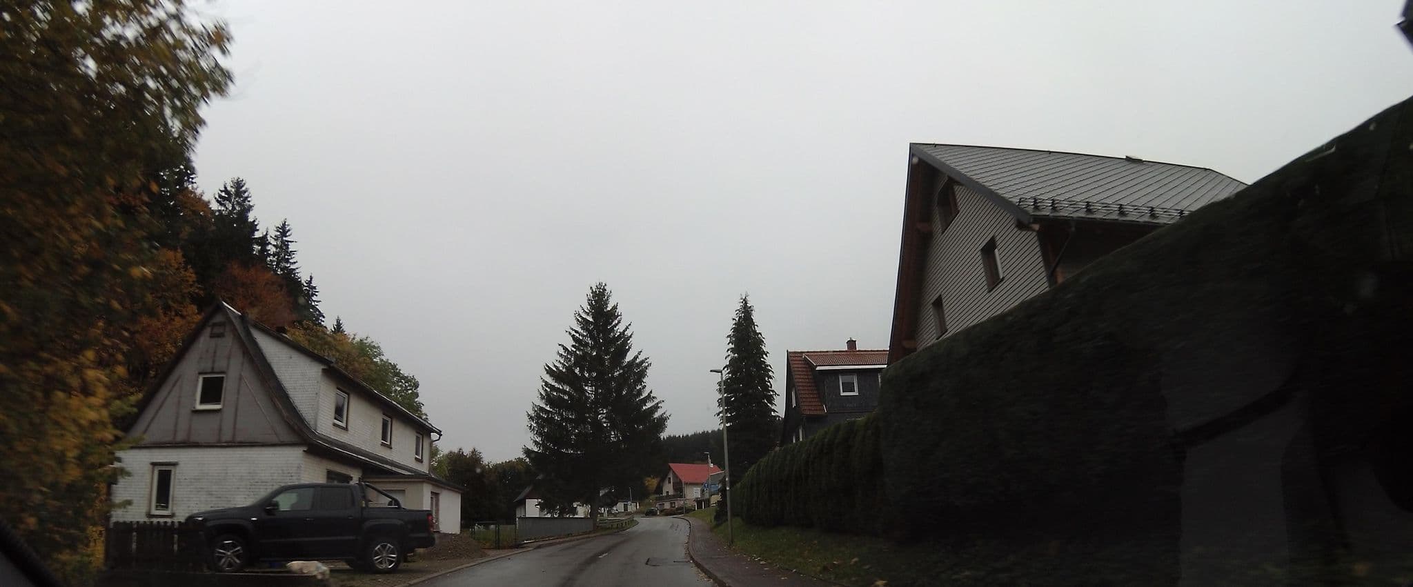 Street view near Ferienhaus "Chalet-Rennsteig", Steinbach-Hallenberg — © teddy73 (CC BY-SA · Mapillary)