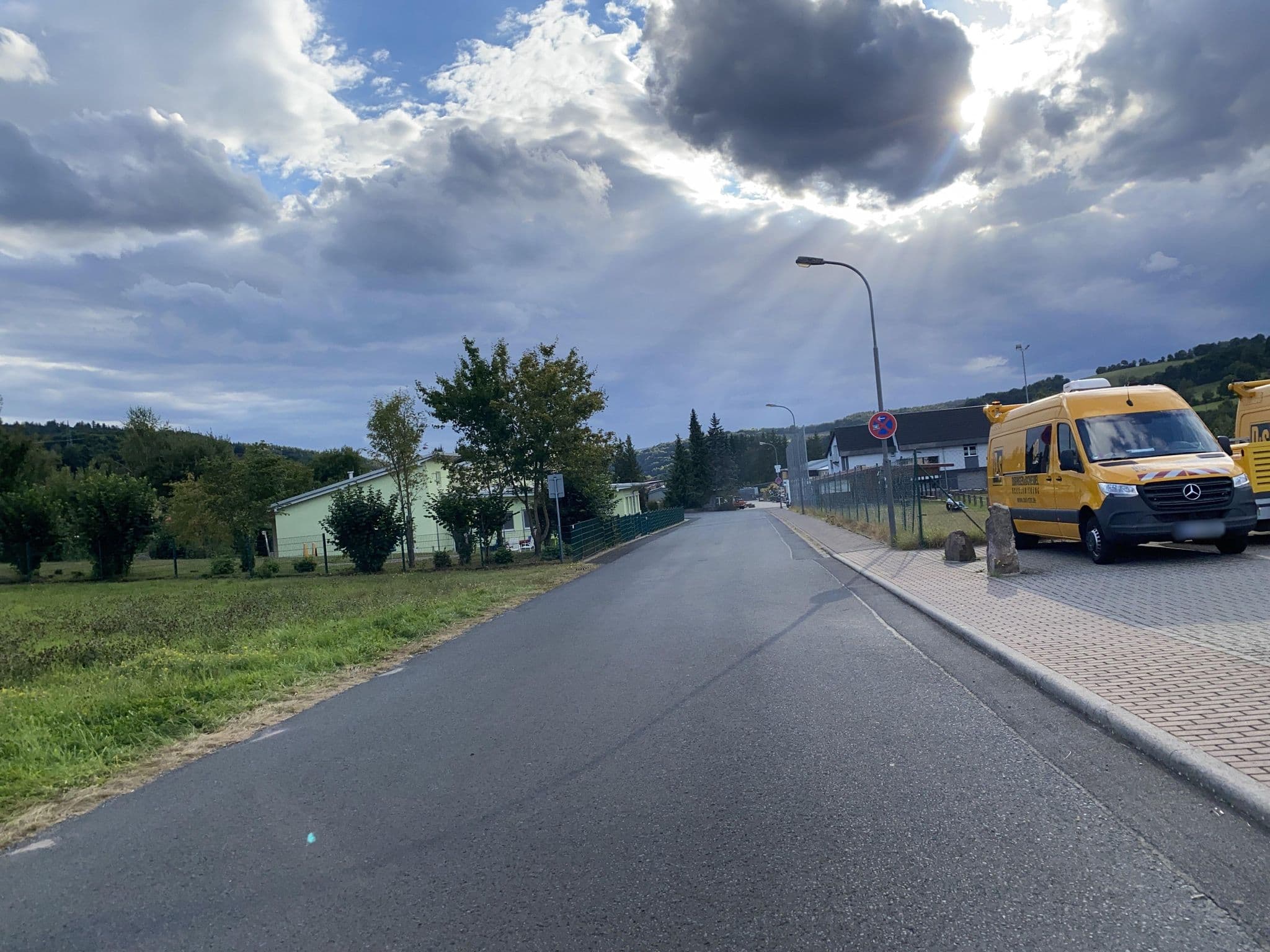 Street view near Reisemobilstellplatz am Naturfreibad, Zeitlofs — © troher15 (CC BY-SA · Mapillary)