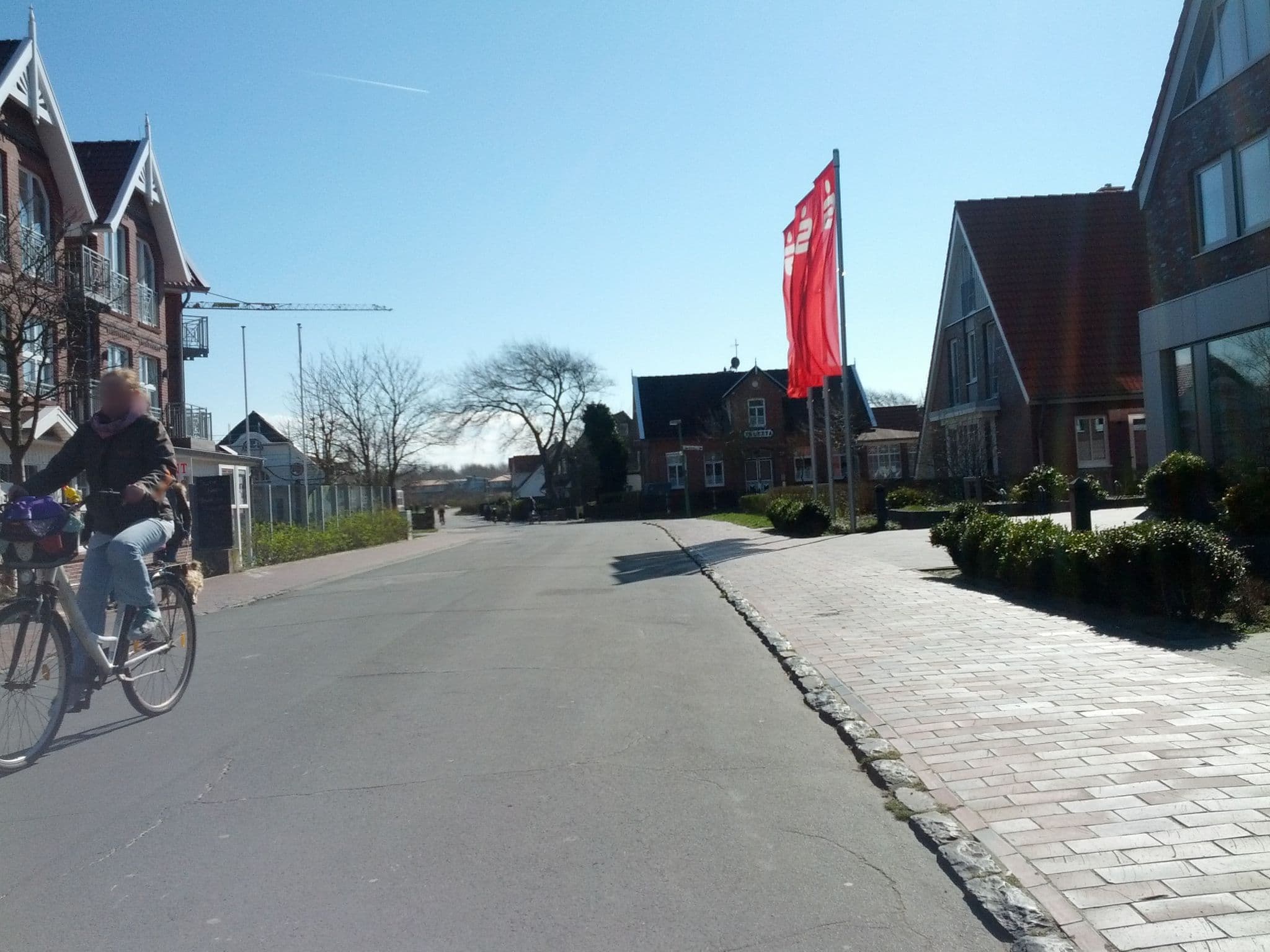 Street view near Logierhus Langeoog, Langeoog — © zoegglmeyr (CC BY-SA · Mapillary)