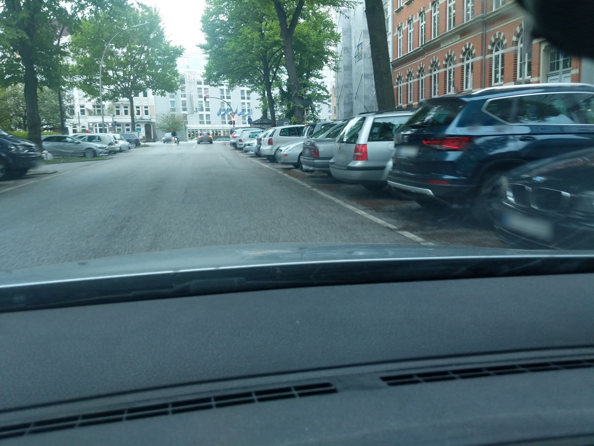 Street view near YoHo - the young hotel, Eimsbüttel — © nesshof (CC BY-SA · Mapillary)