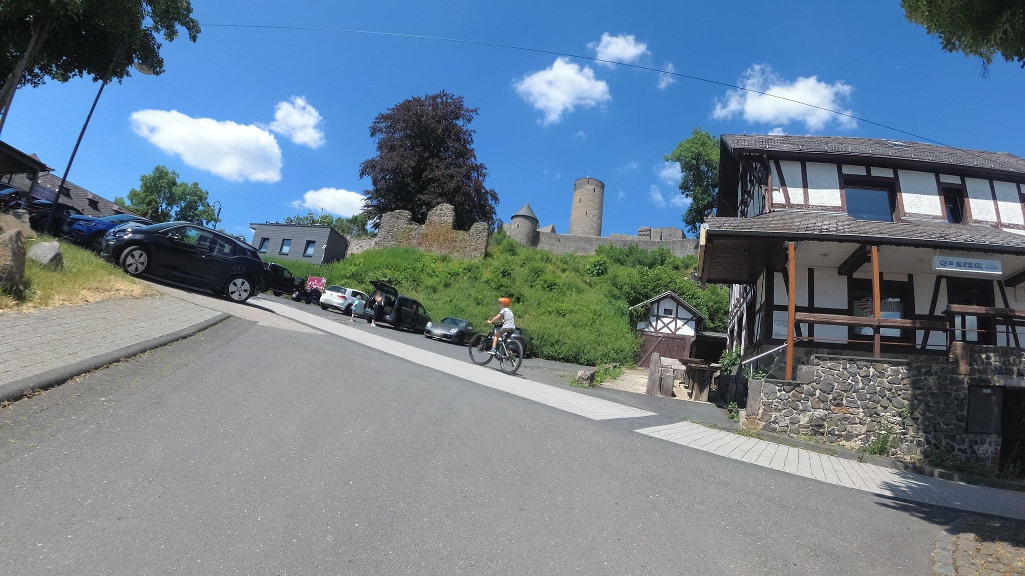 Street view near Hotel Burgstube, Adenau — © teddy73 (CC BY-SA · Mapillary)