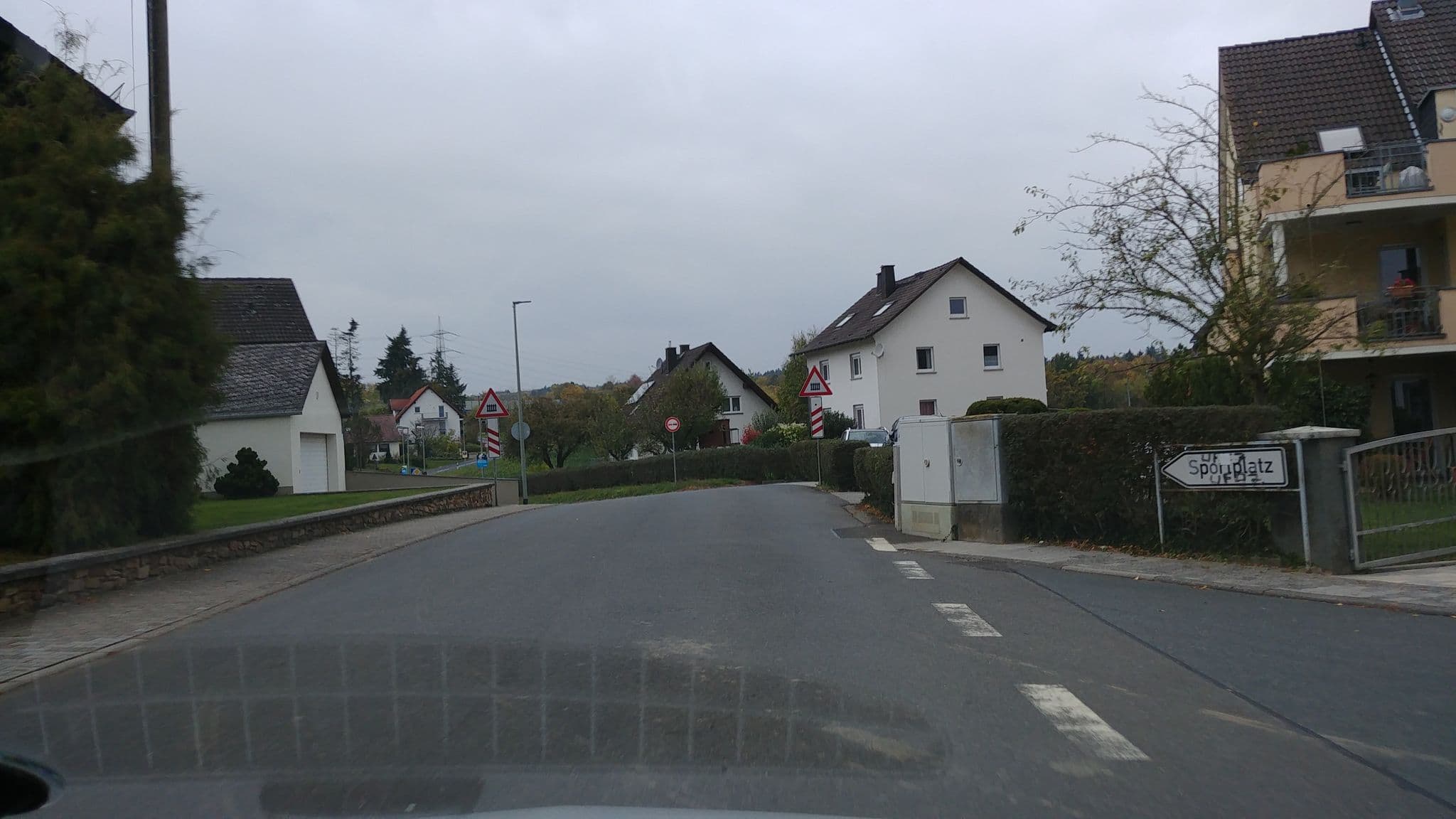 Street view near Ferienwohnung Großmann, Idstein — © kreuzschnabel (CC BY-SA · Mapillary)