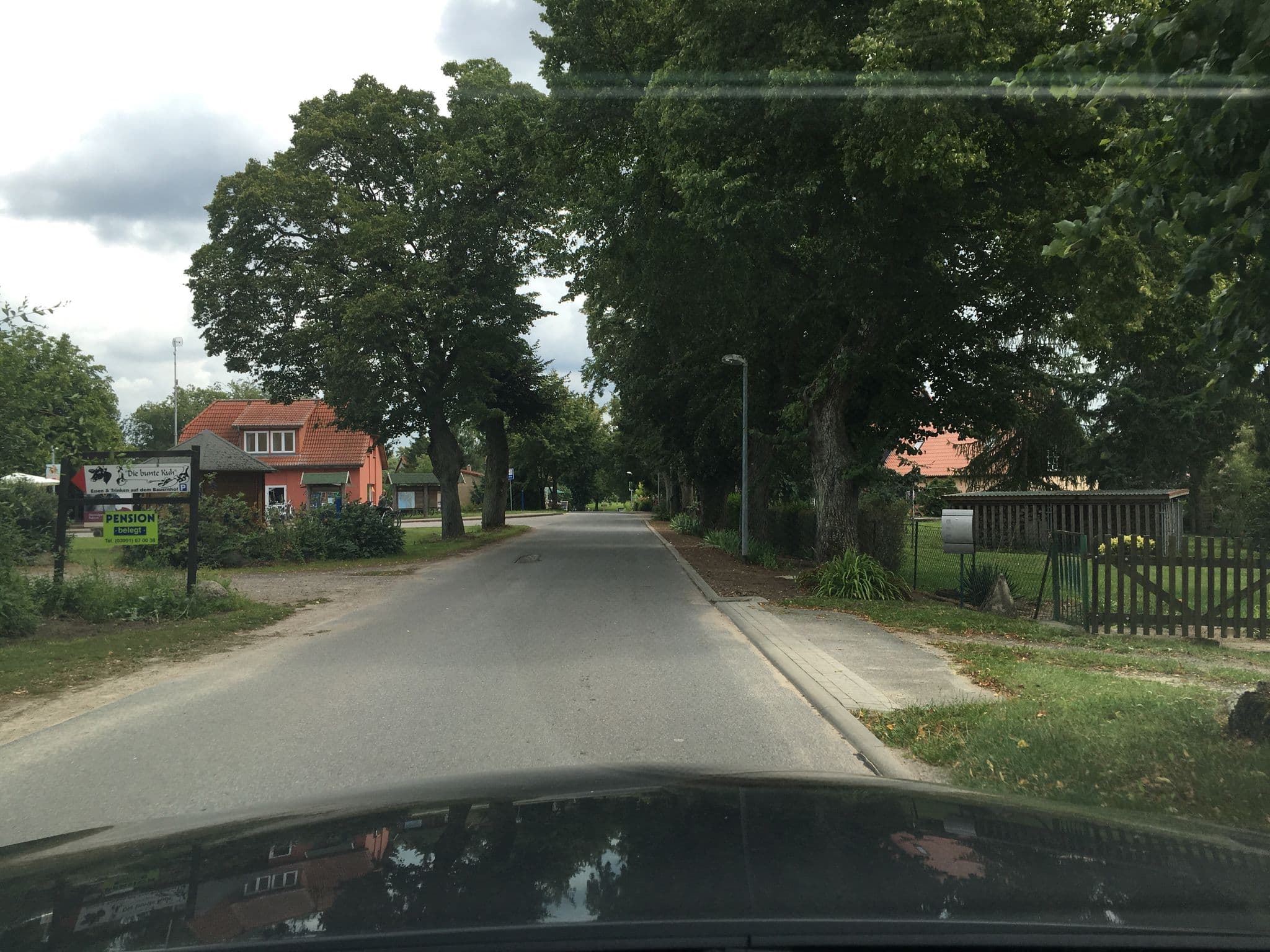 Street view near Bunte Kuh, Waren — © derzornigemarkus (CC BY-SA · Mapillary)