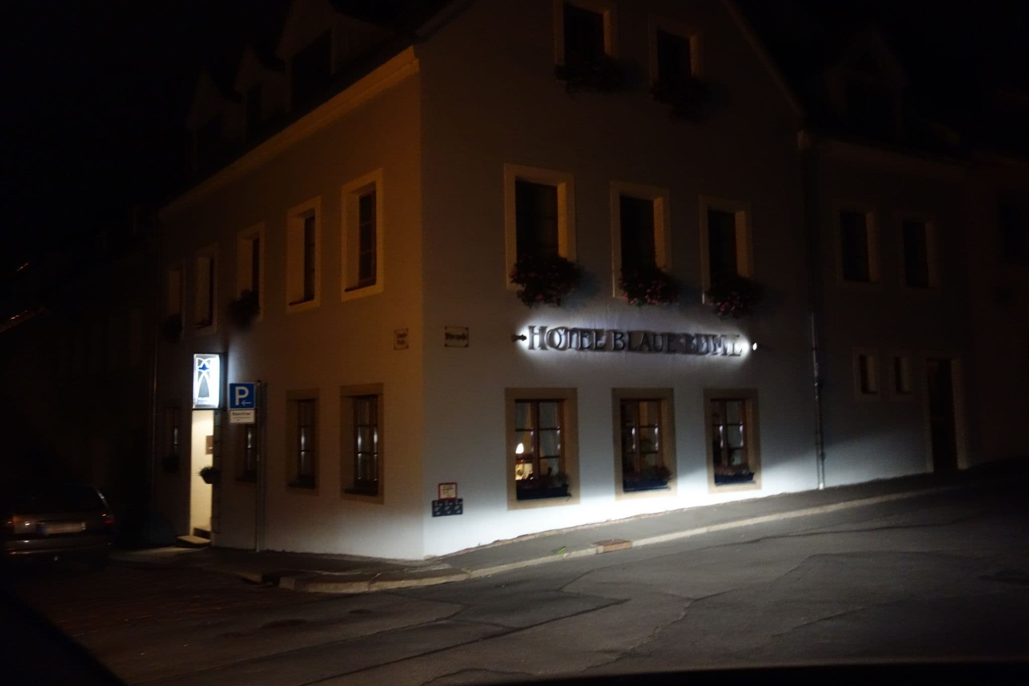 Street view near Hotel "Blaue Blume", Freiberg — © malenki (CC BY-SA · Mapillary)
